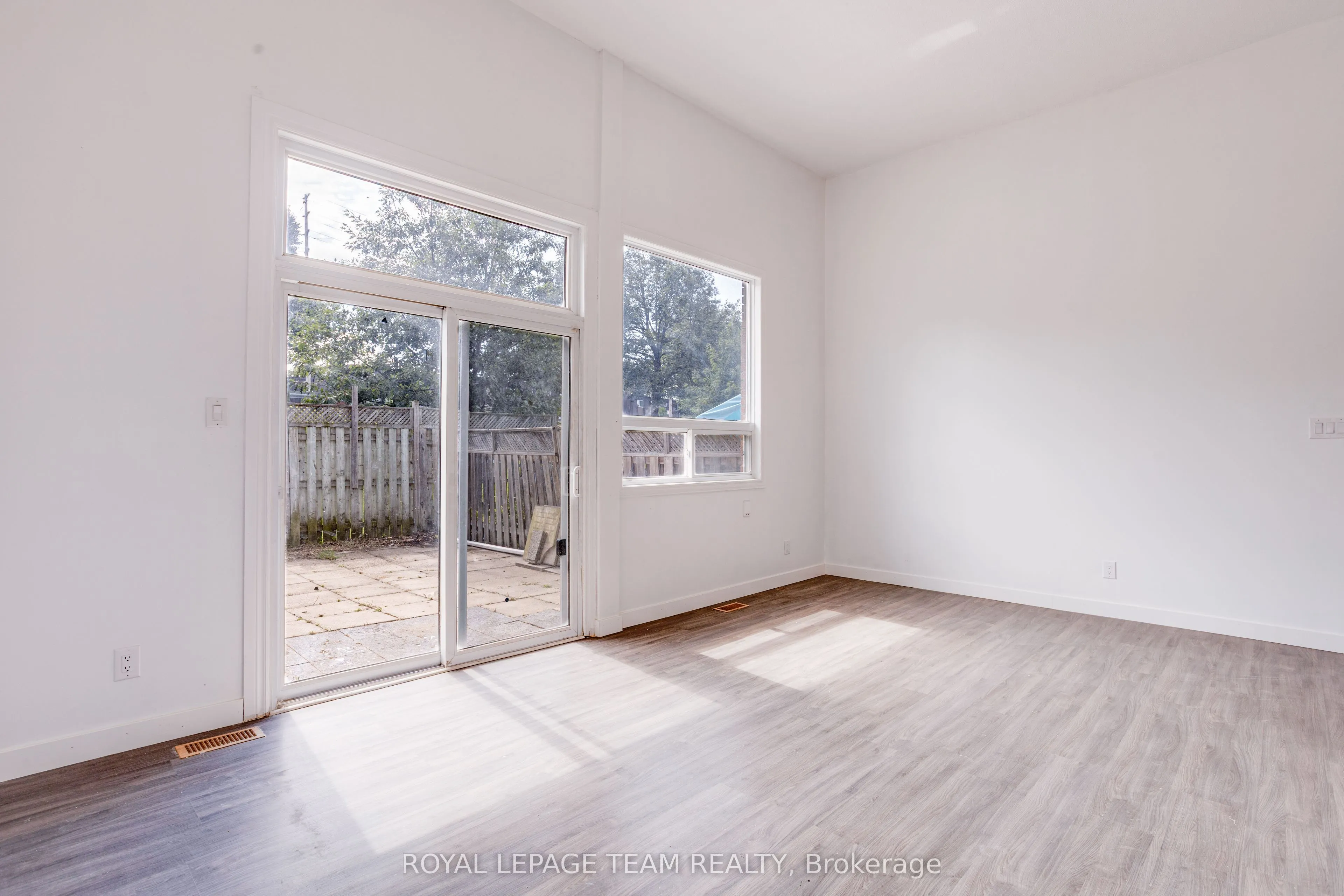 2669 Southvale Crescent #52