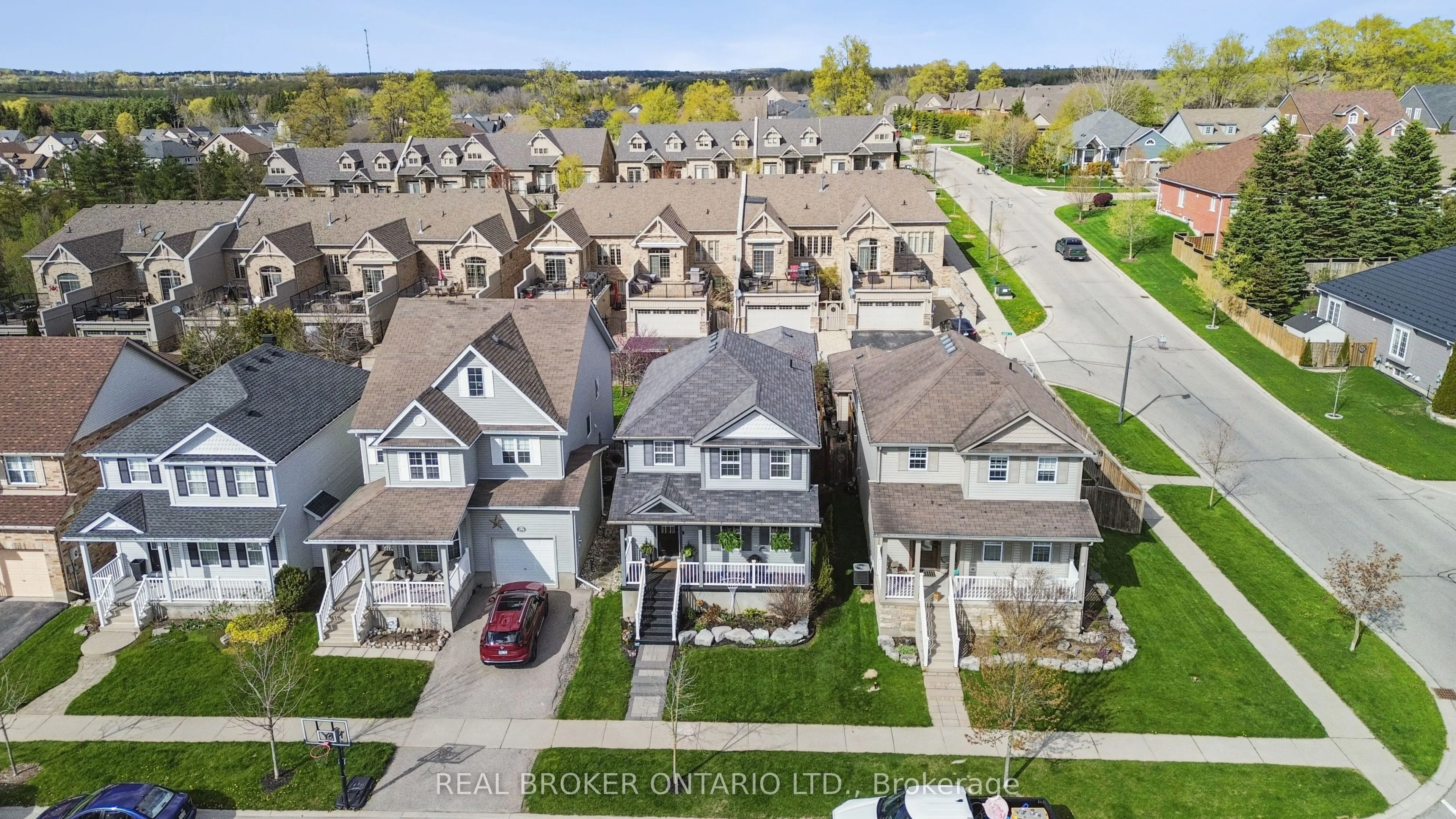 168 Hampson Crescent