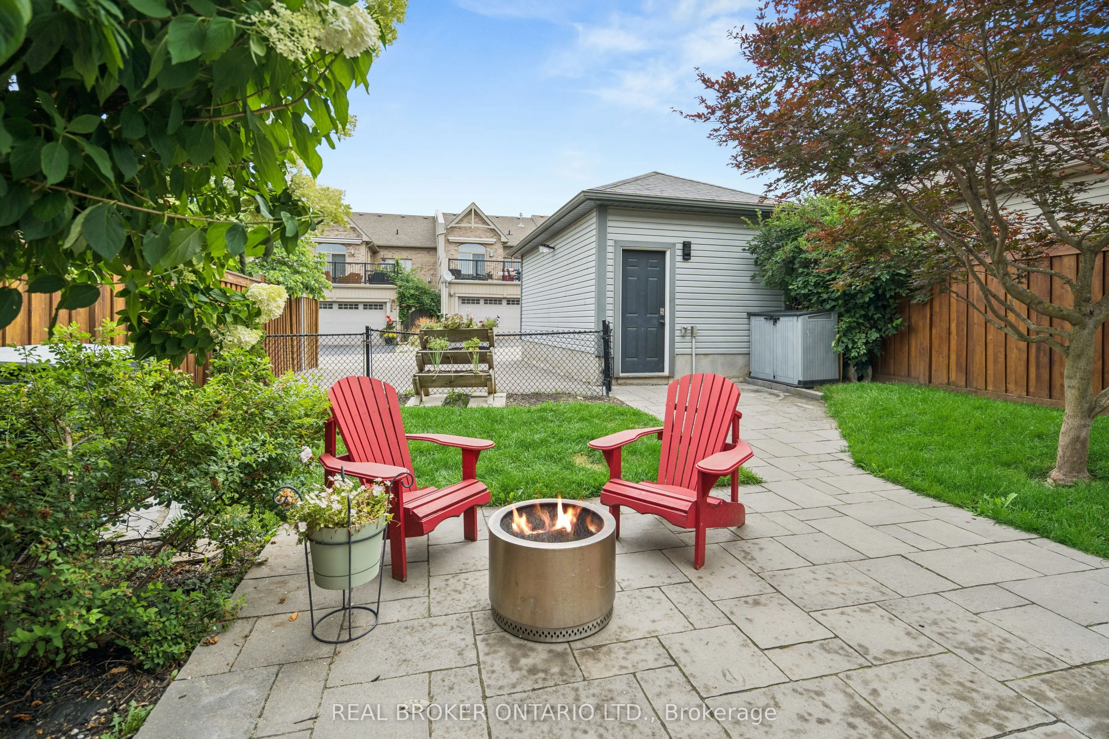 168 Hampson Crescent