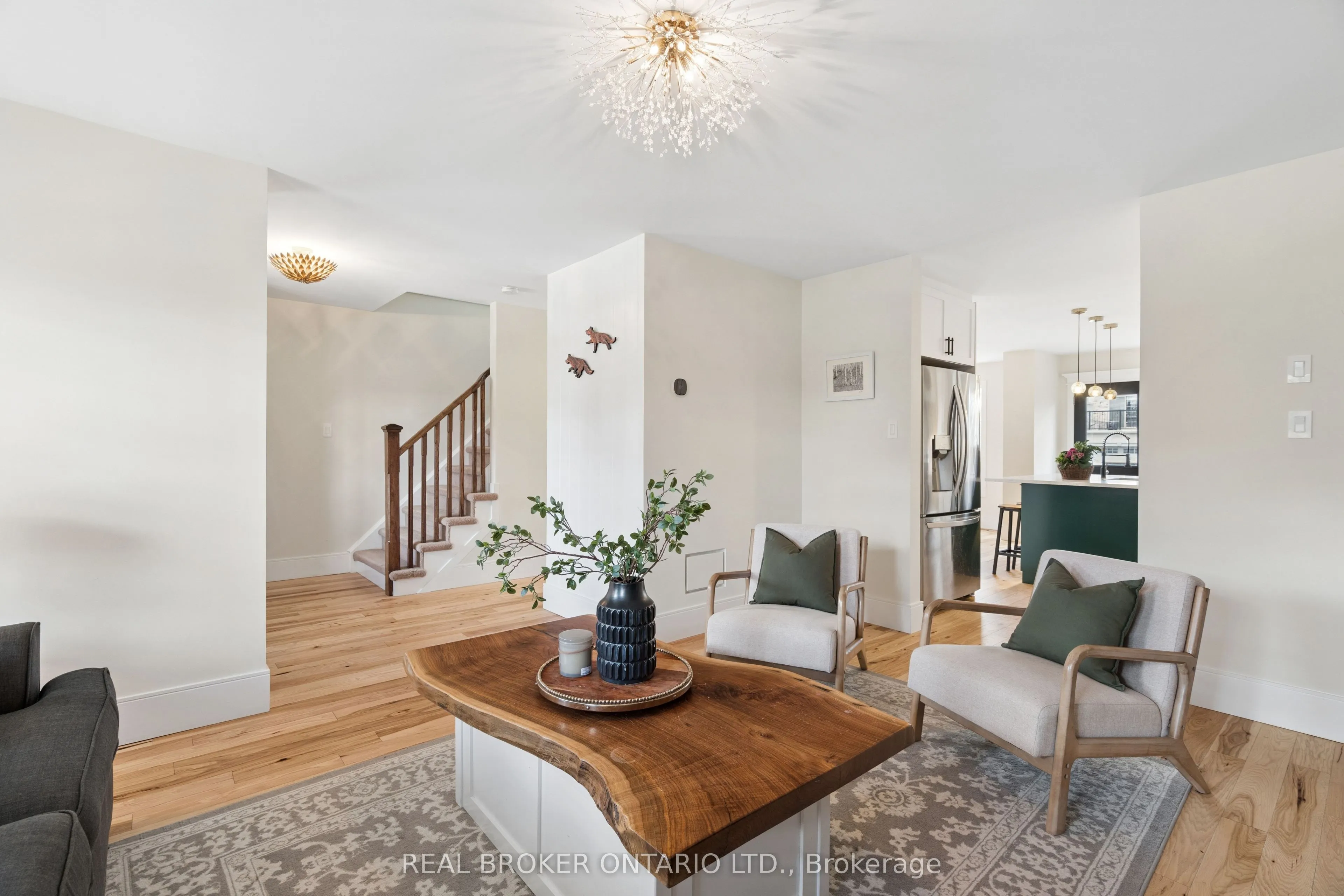 168 Hampson Crescent