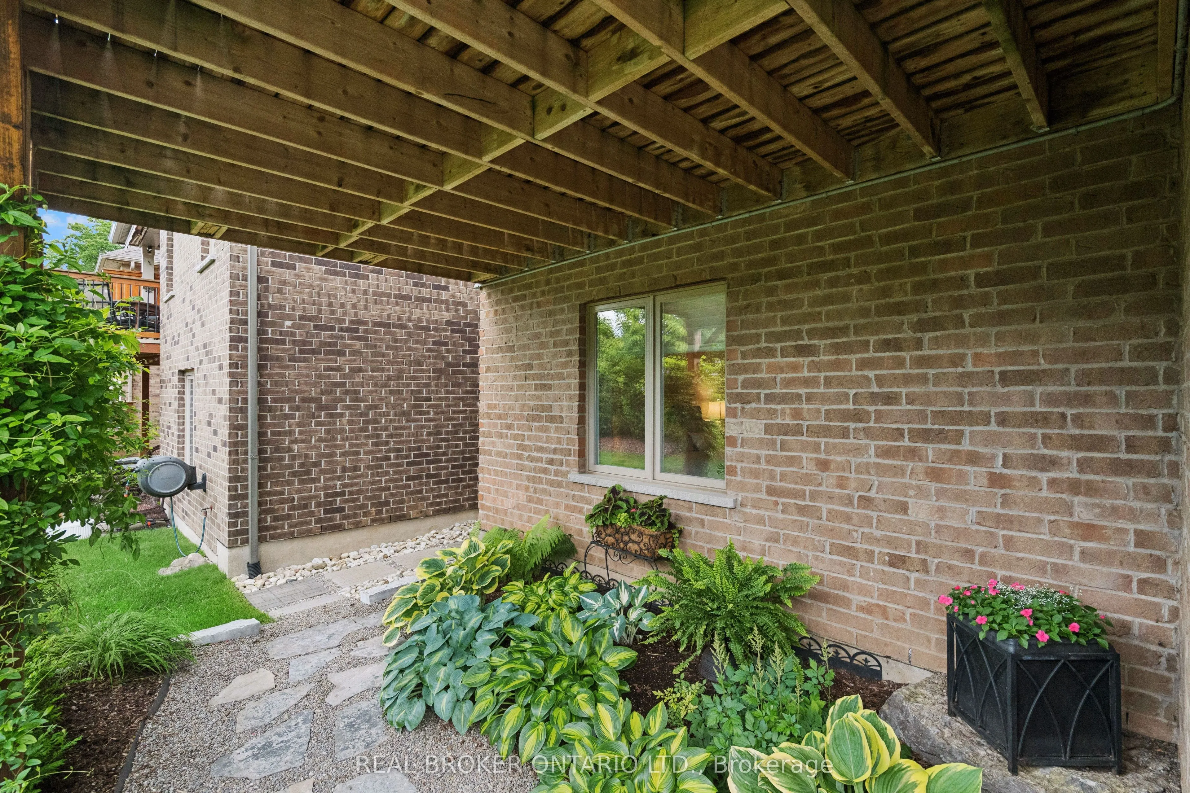14 Chestnut Drive