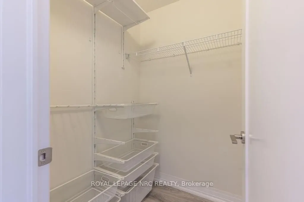 10 Concord Place #412