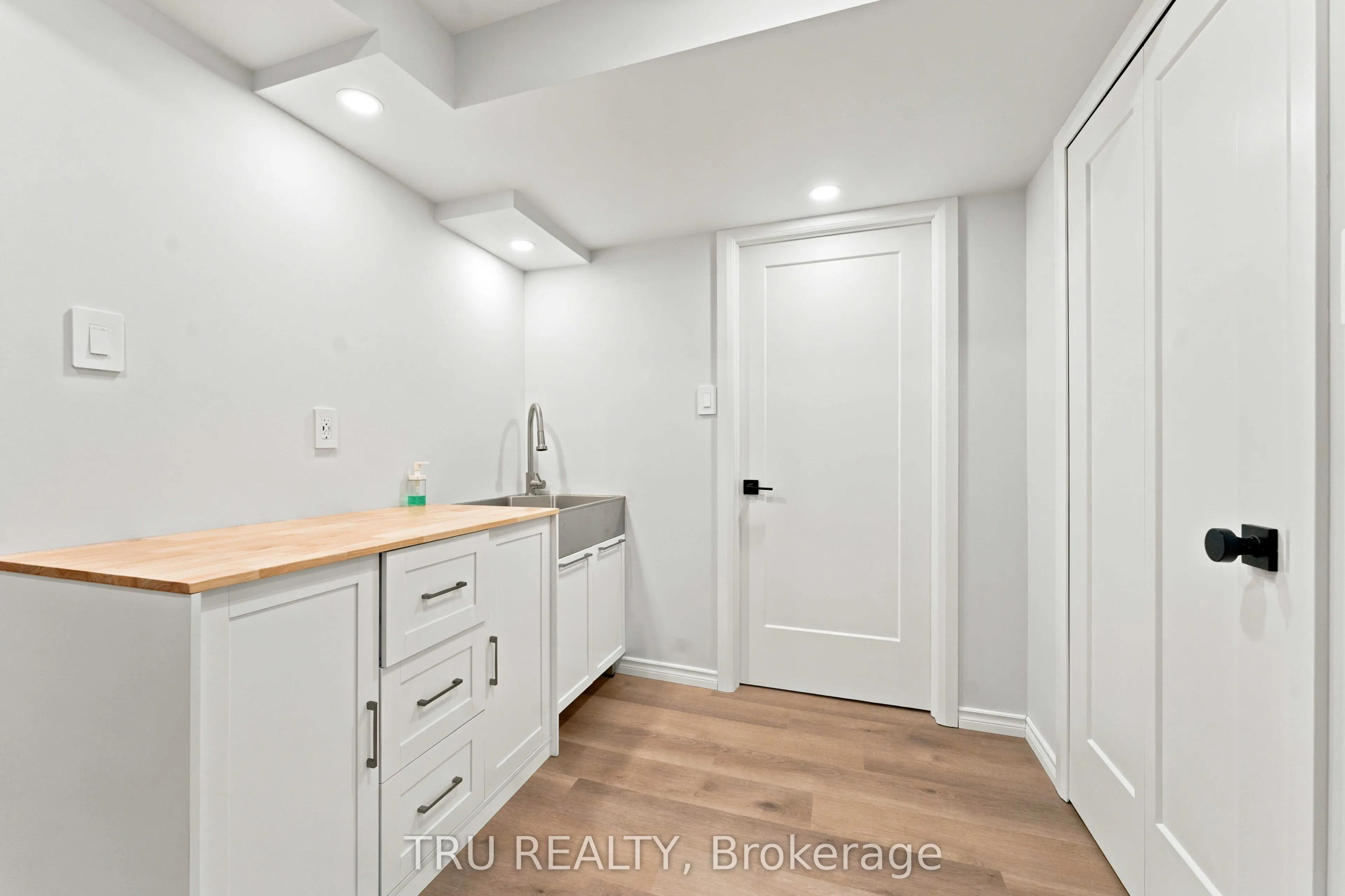 603 Winterset Road