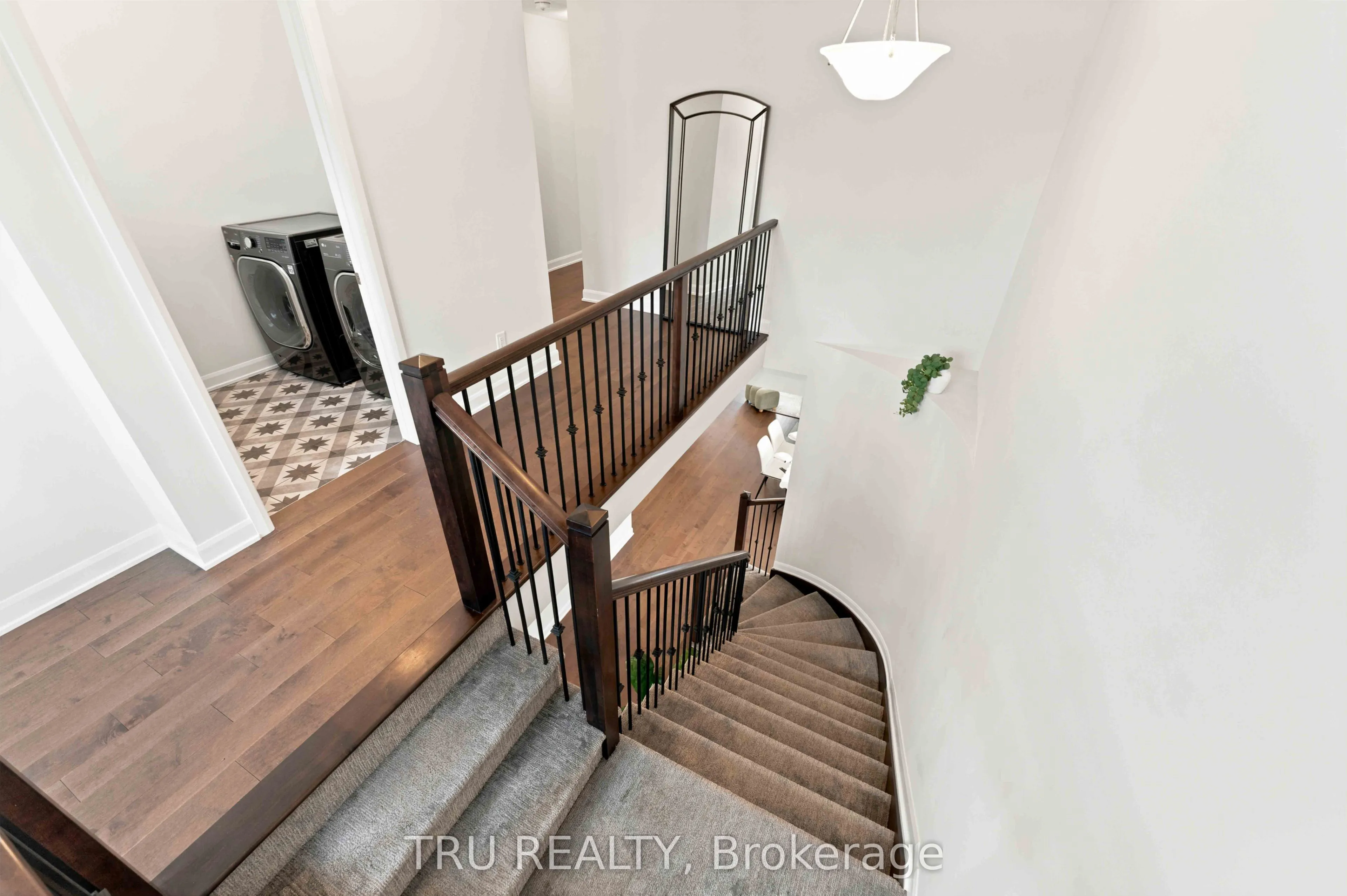 603 Winterset Road