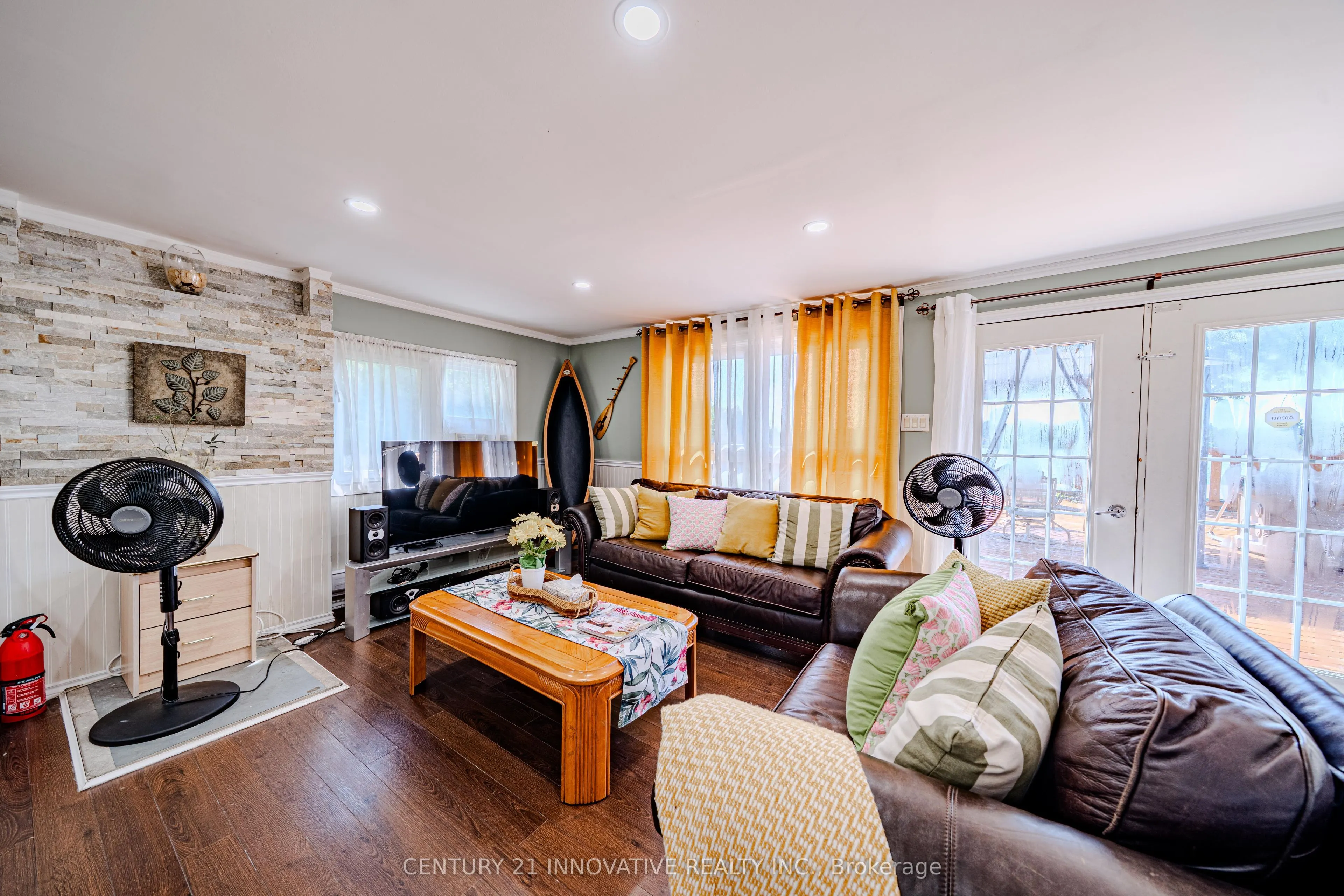 73 Loon Street