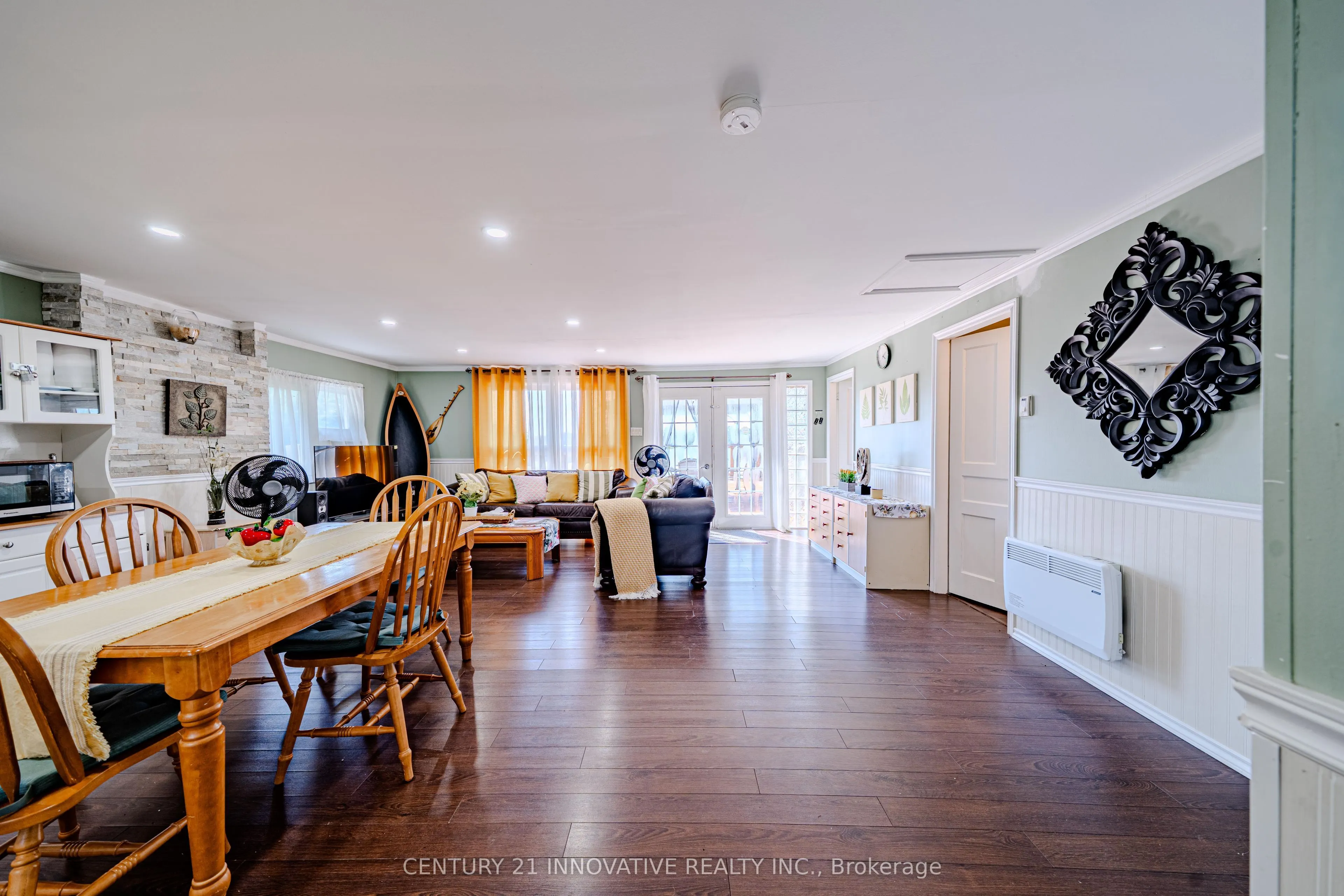 73 Loon Street