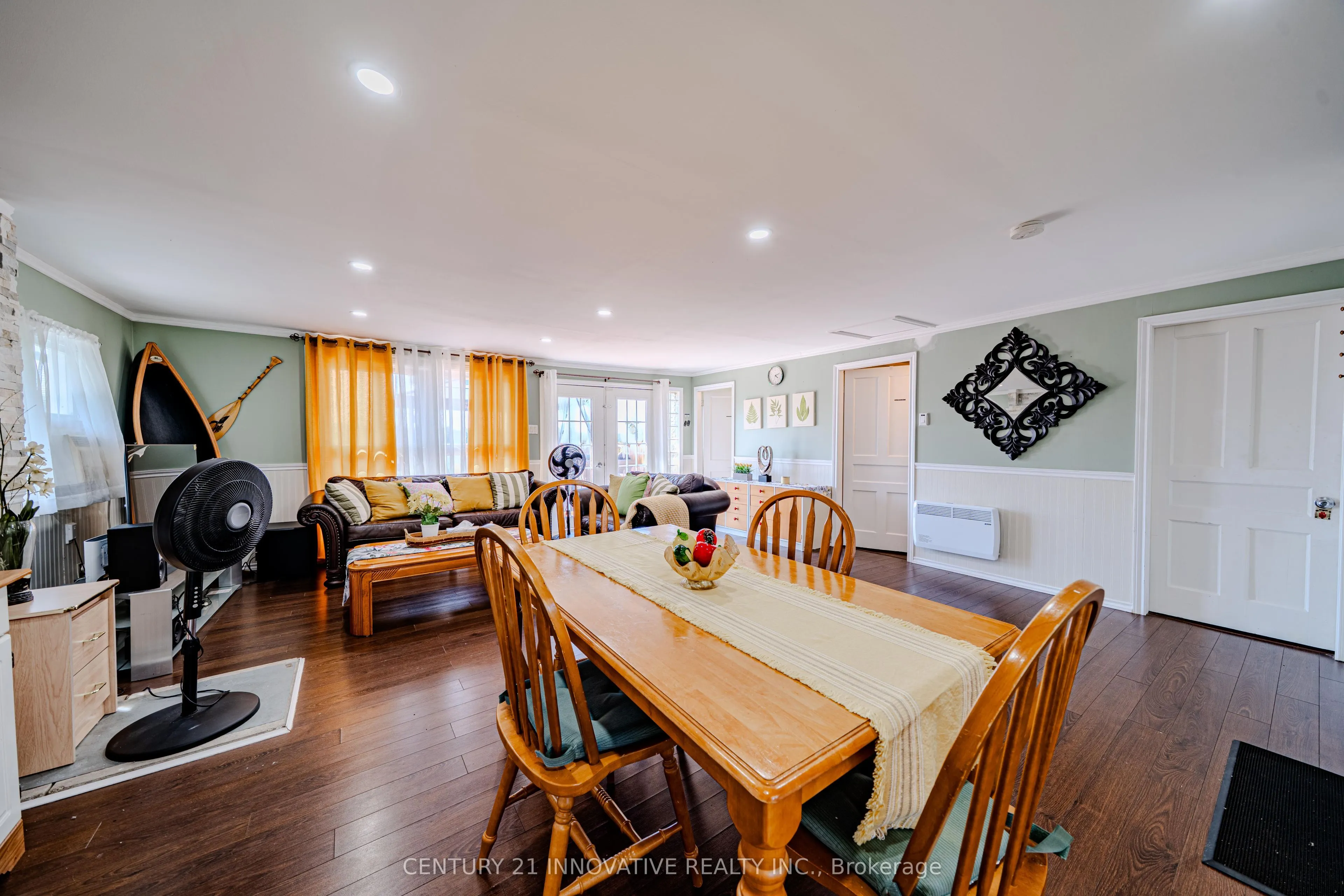 73 Loon Street