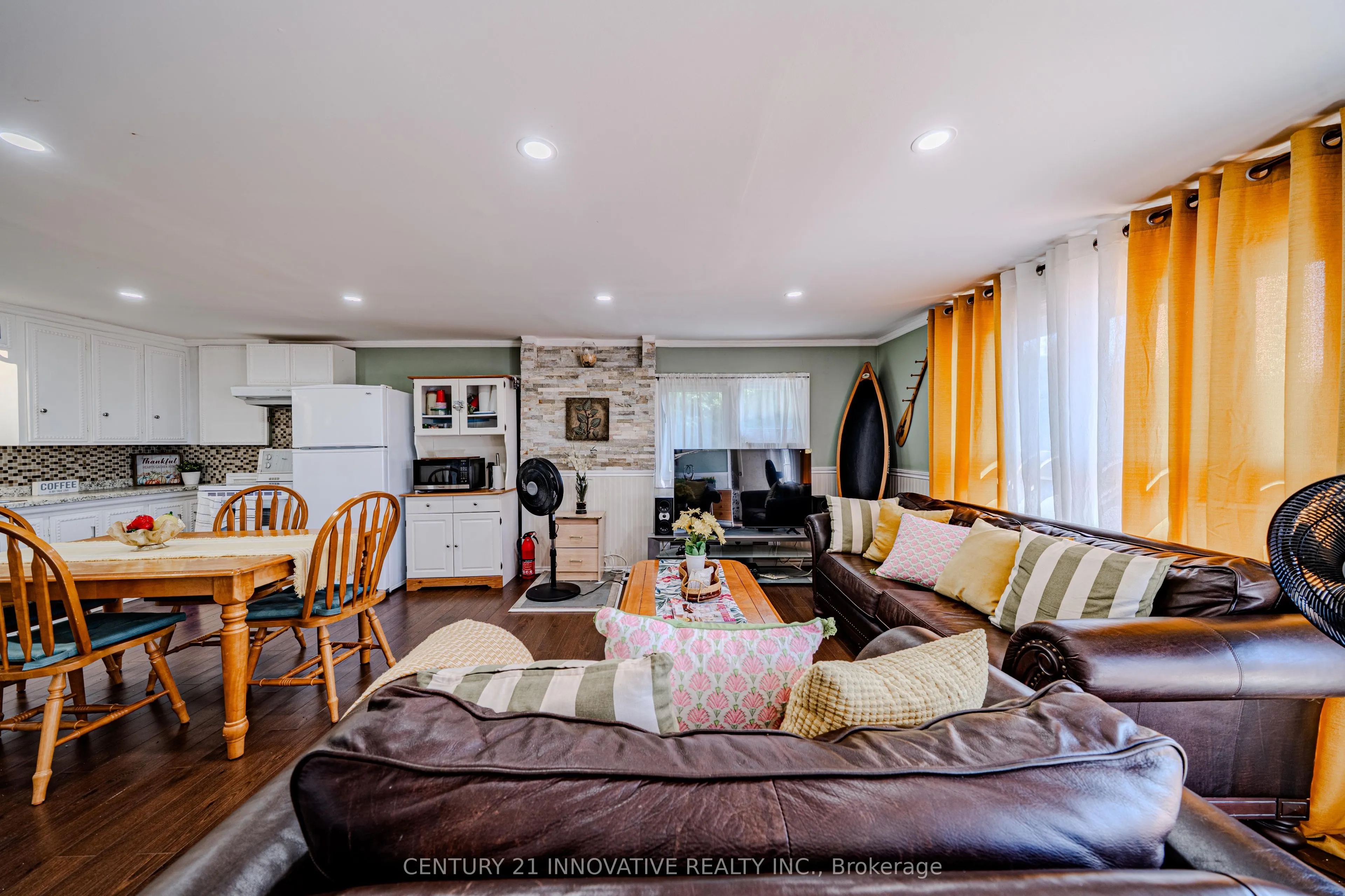 73 Loon Street
