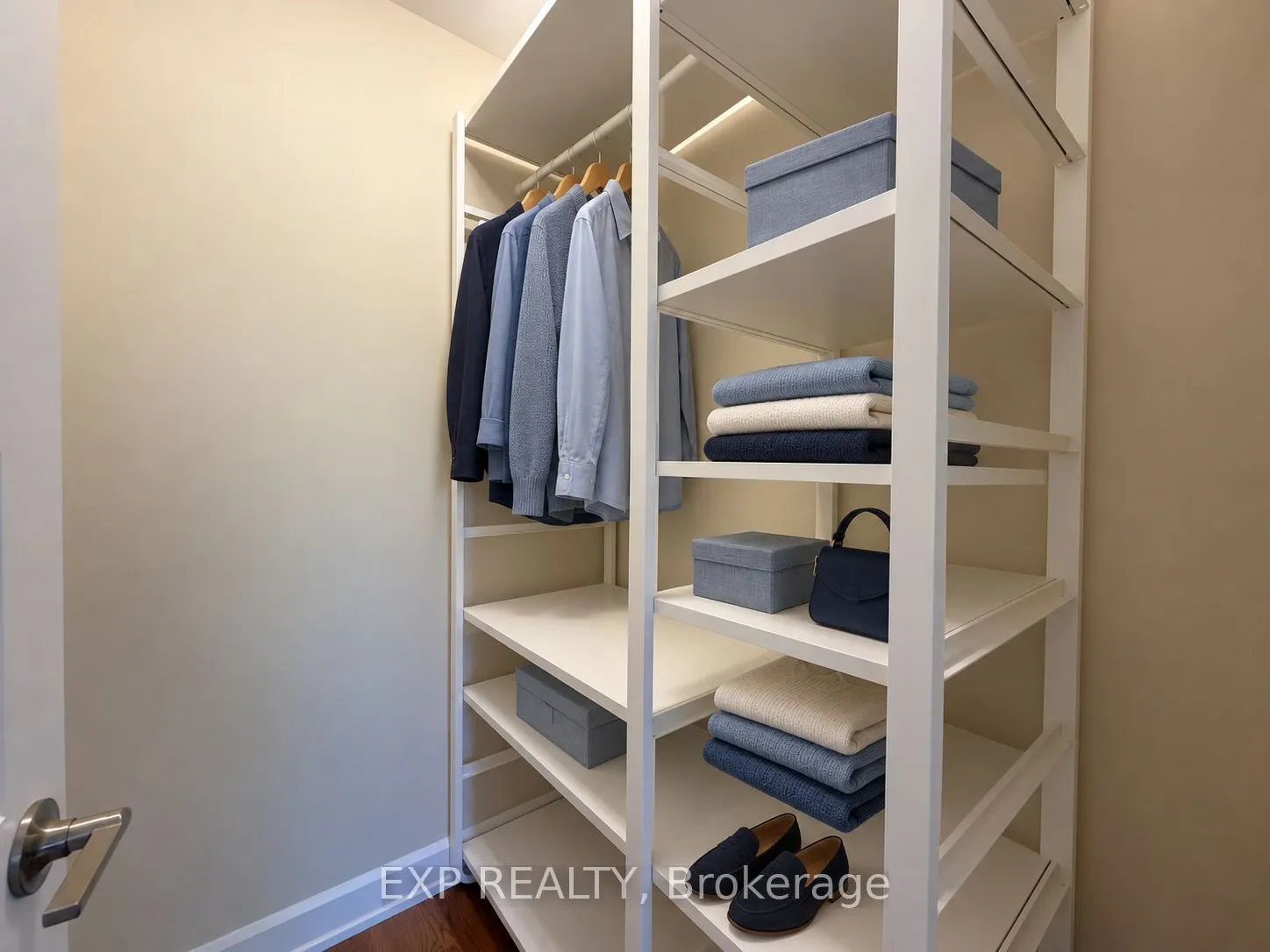 225 Sunset Crescent