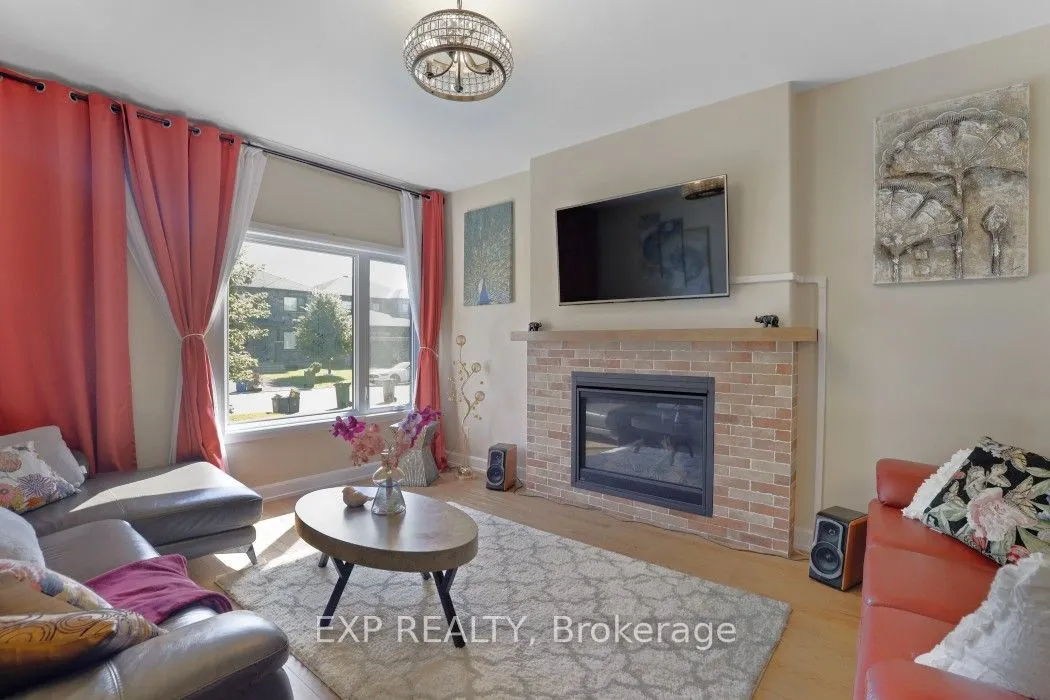 225 Sunset Crescent