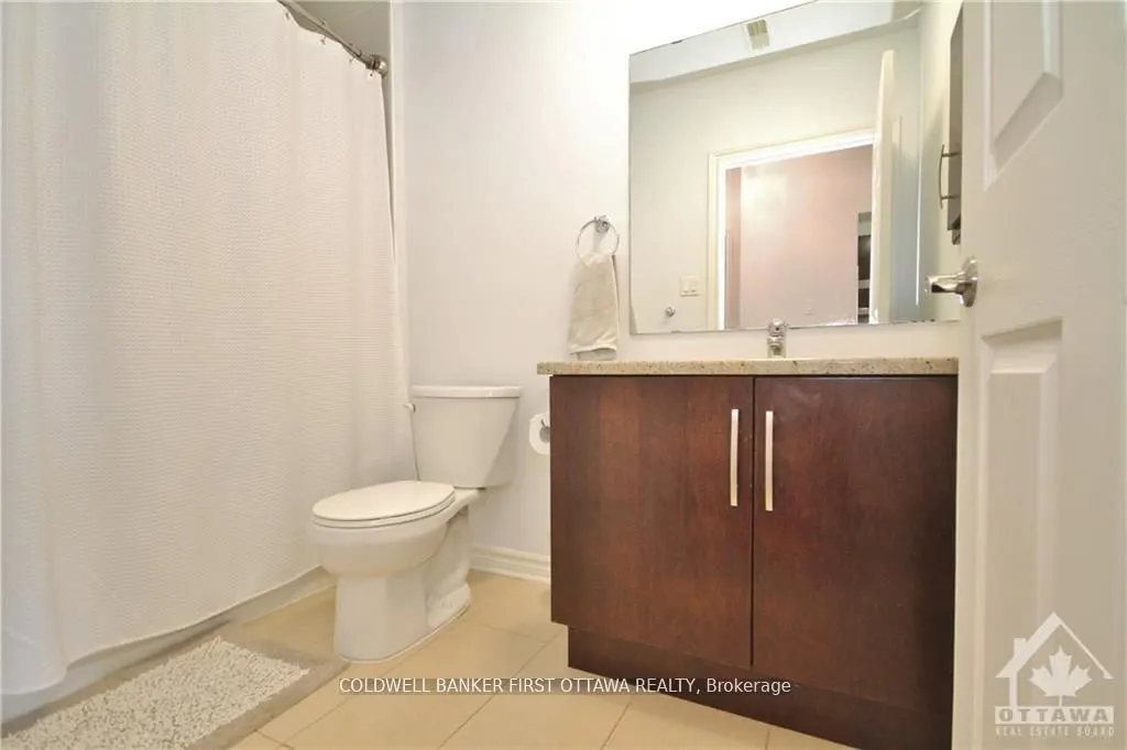 500 CLARIDGE Drive #205