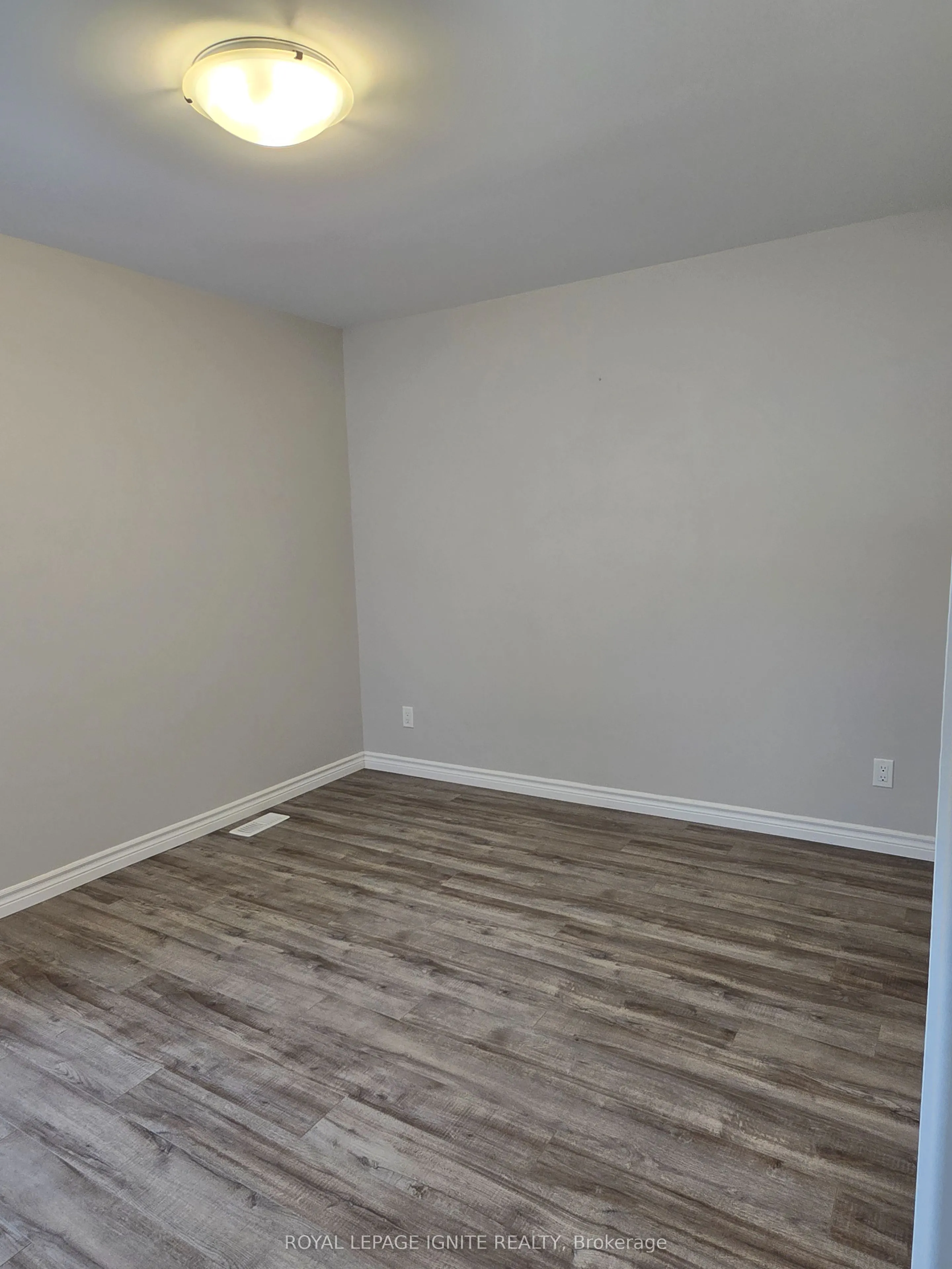 52 Cottonwood Drive