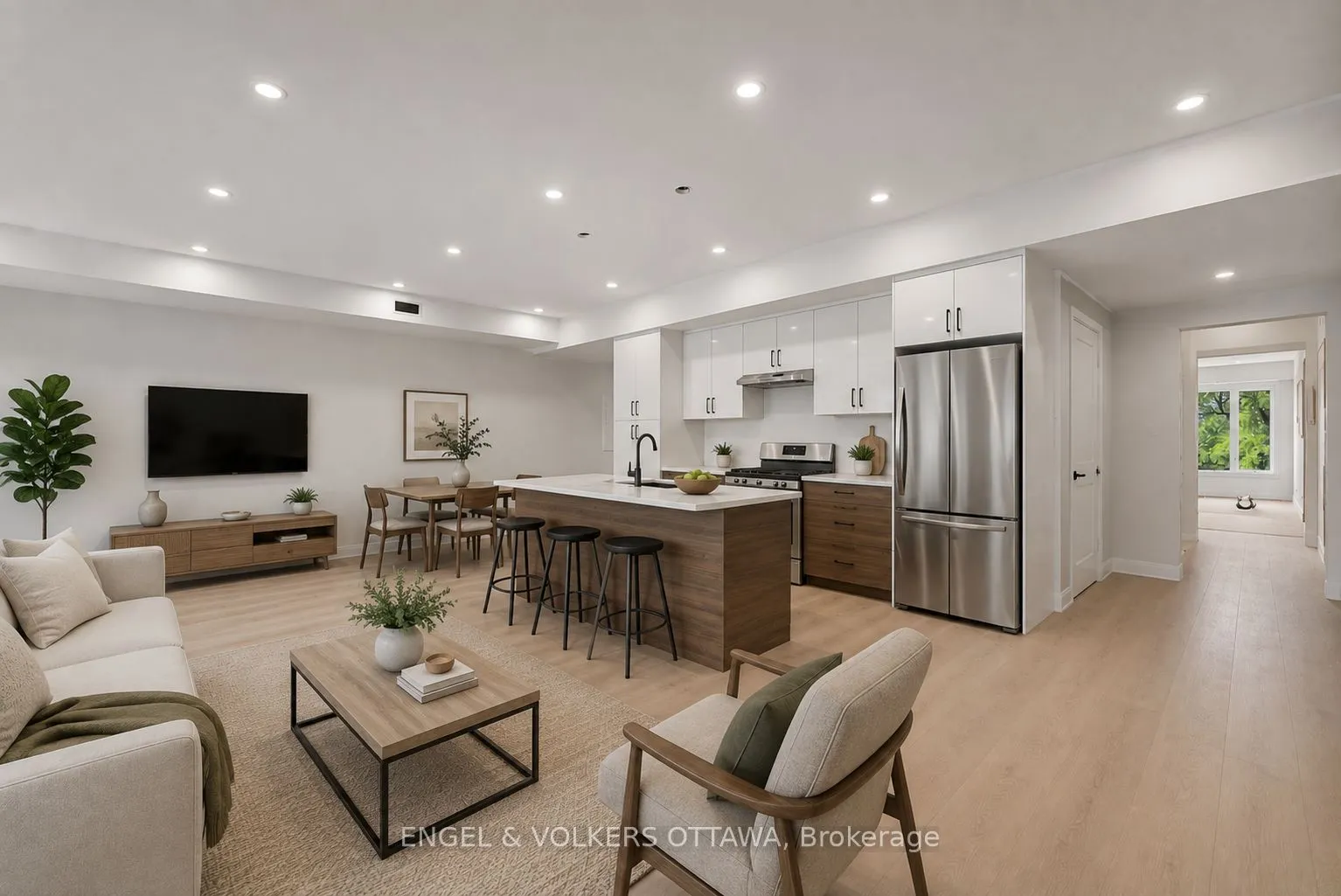 655 Donat Street #9