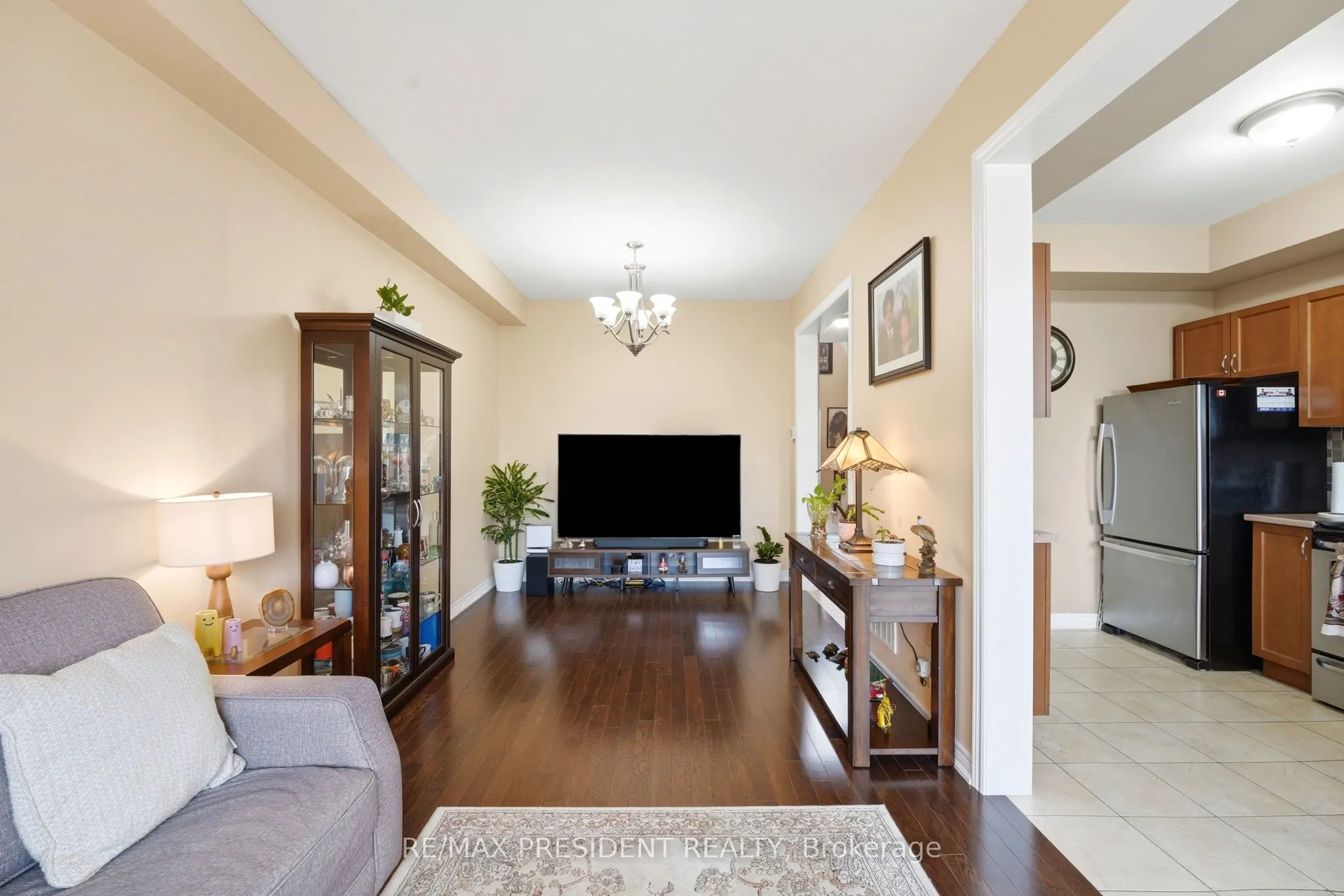 45 SEABREEZE Crescent #23