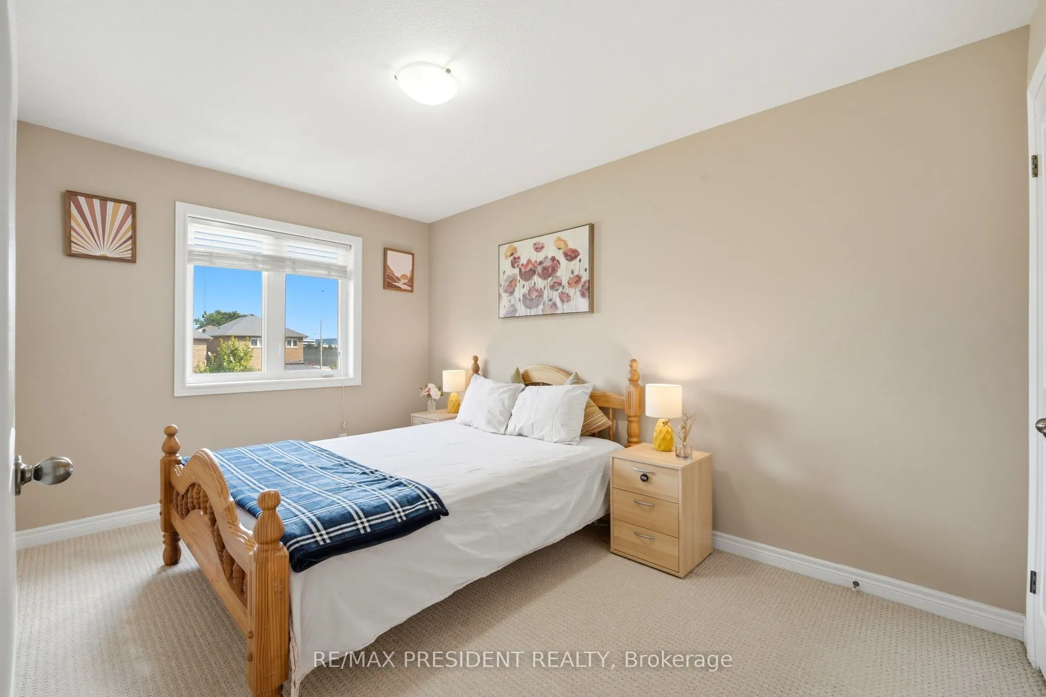 45 SEABREEZE Crescent #23