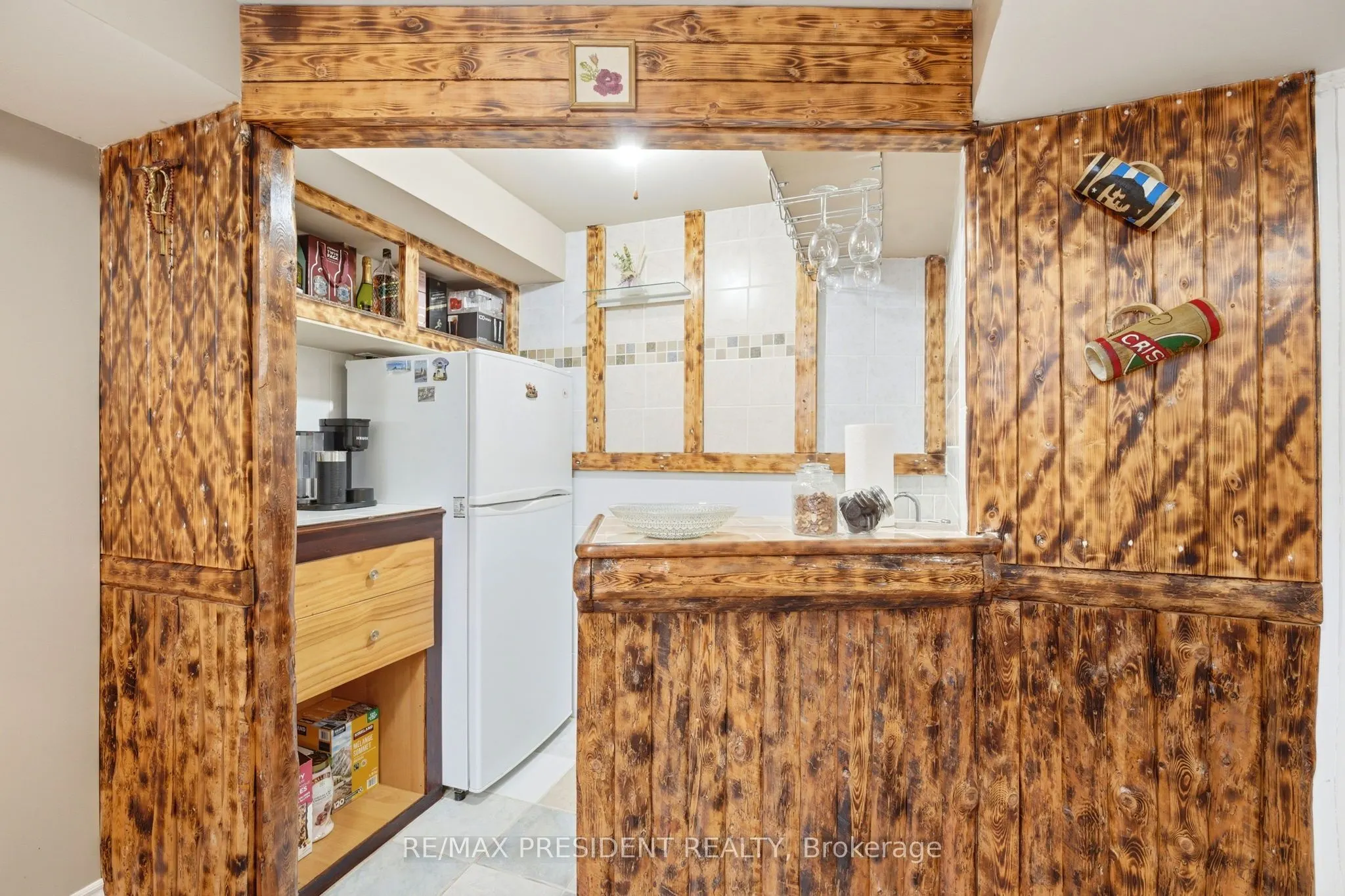 45 SEABREEZE Crescent #23