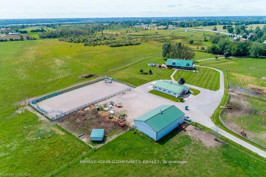 11 Mud Road