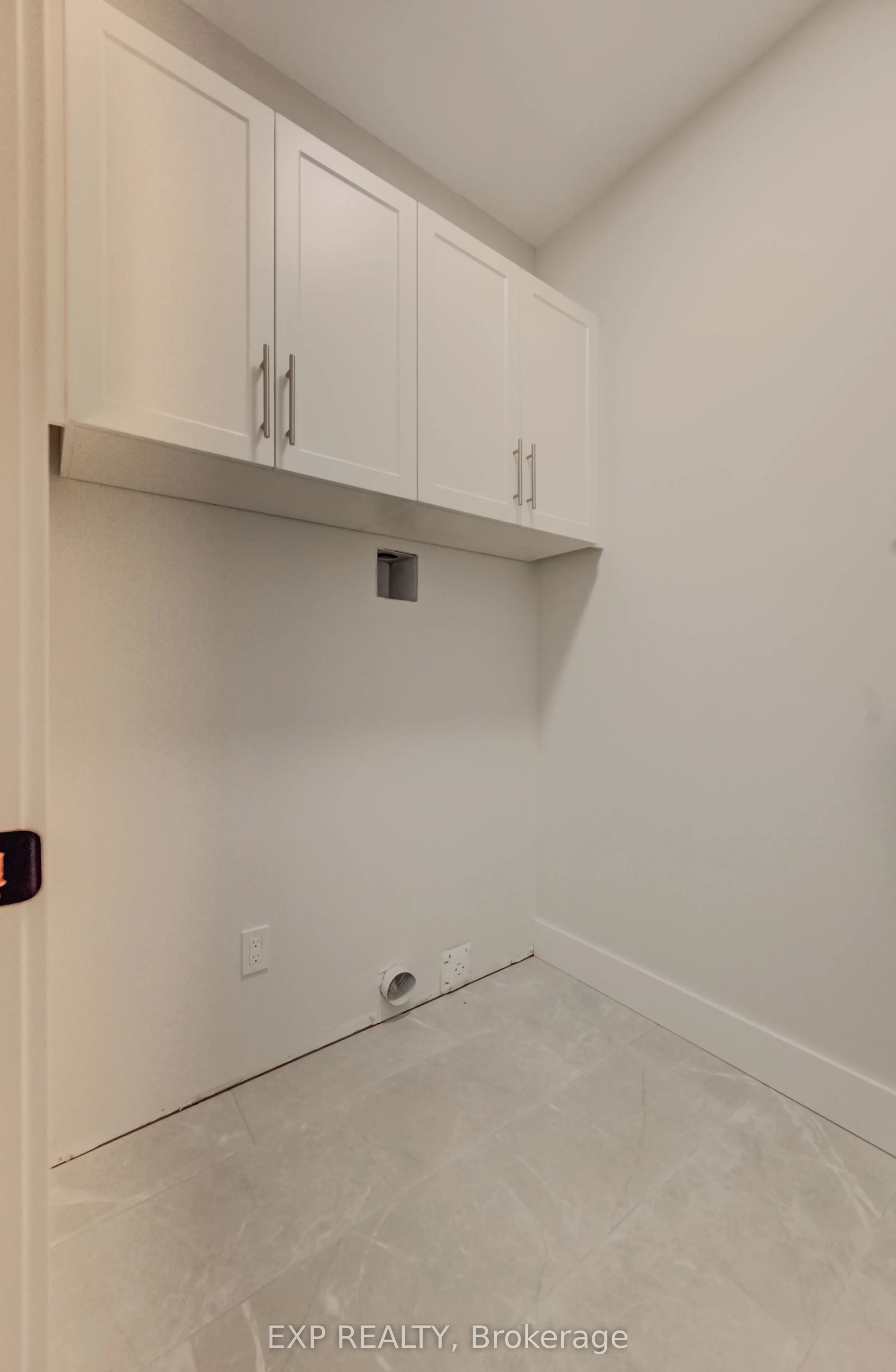 12 Washington Street #202