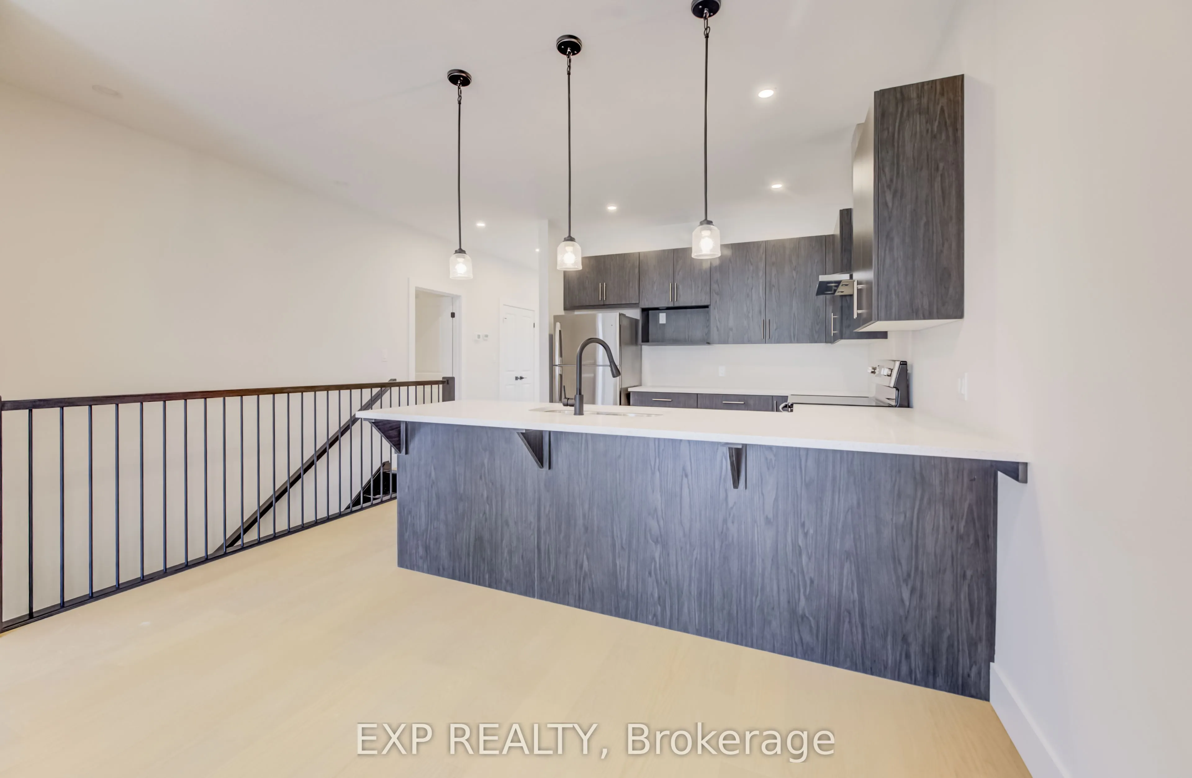 12 Washington Street #202