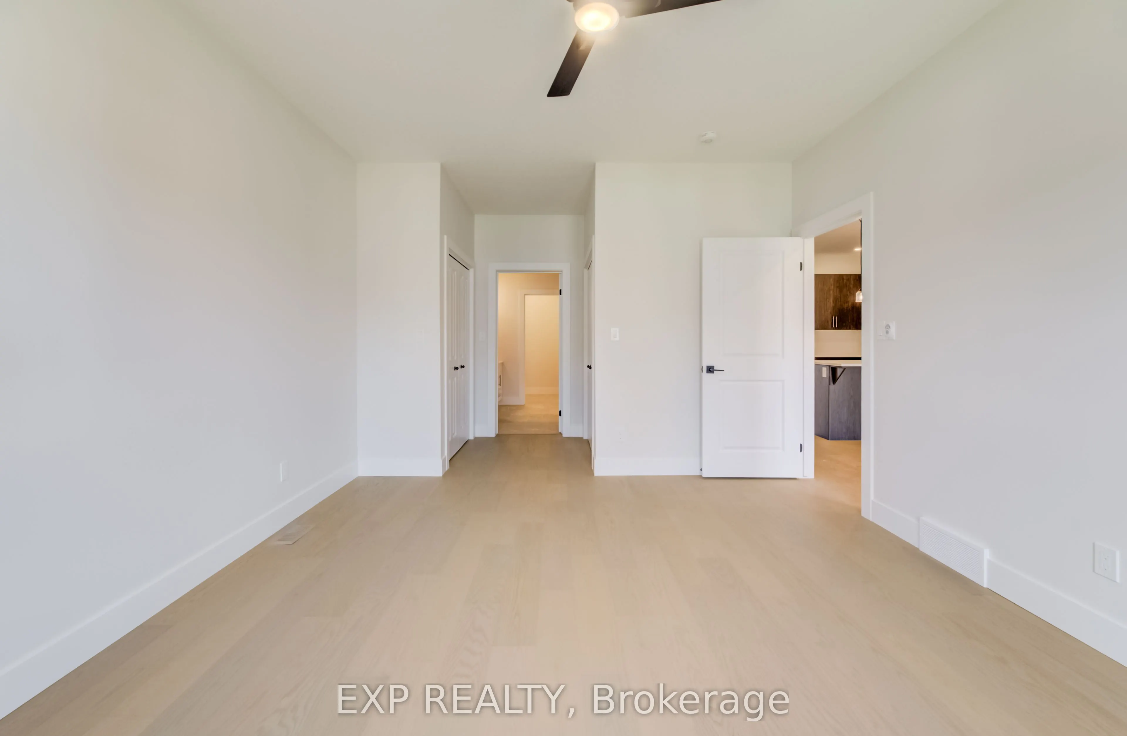 12 Washington Street #202