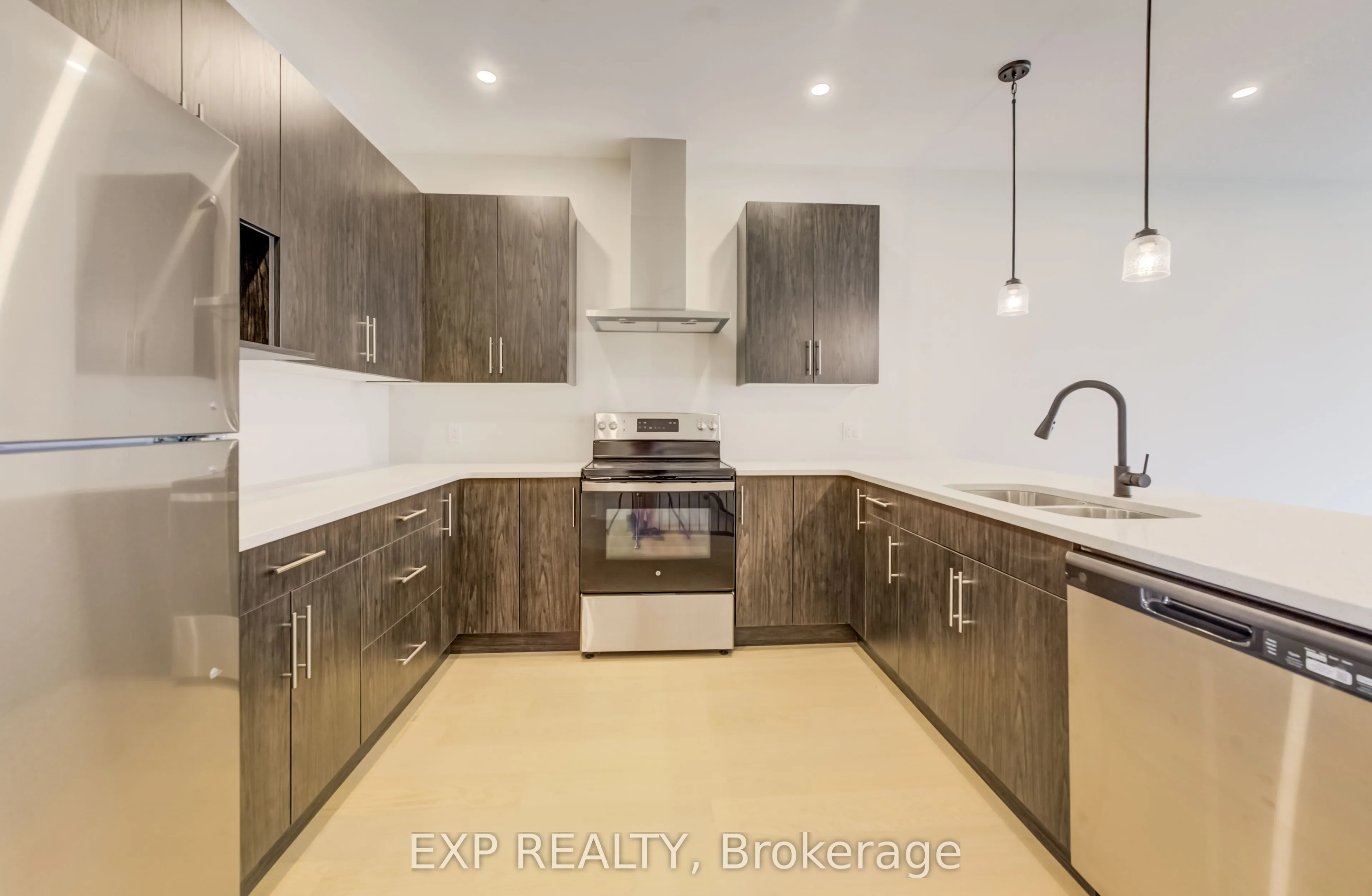 12 Washington Street #202