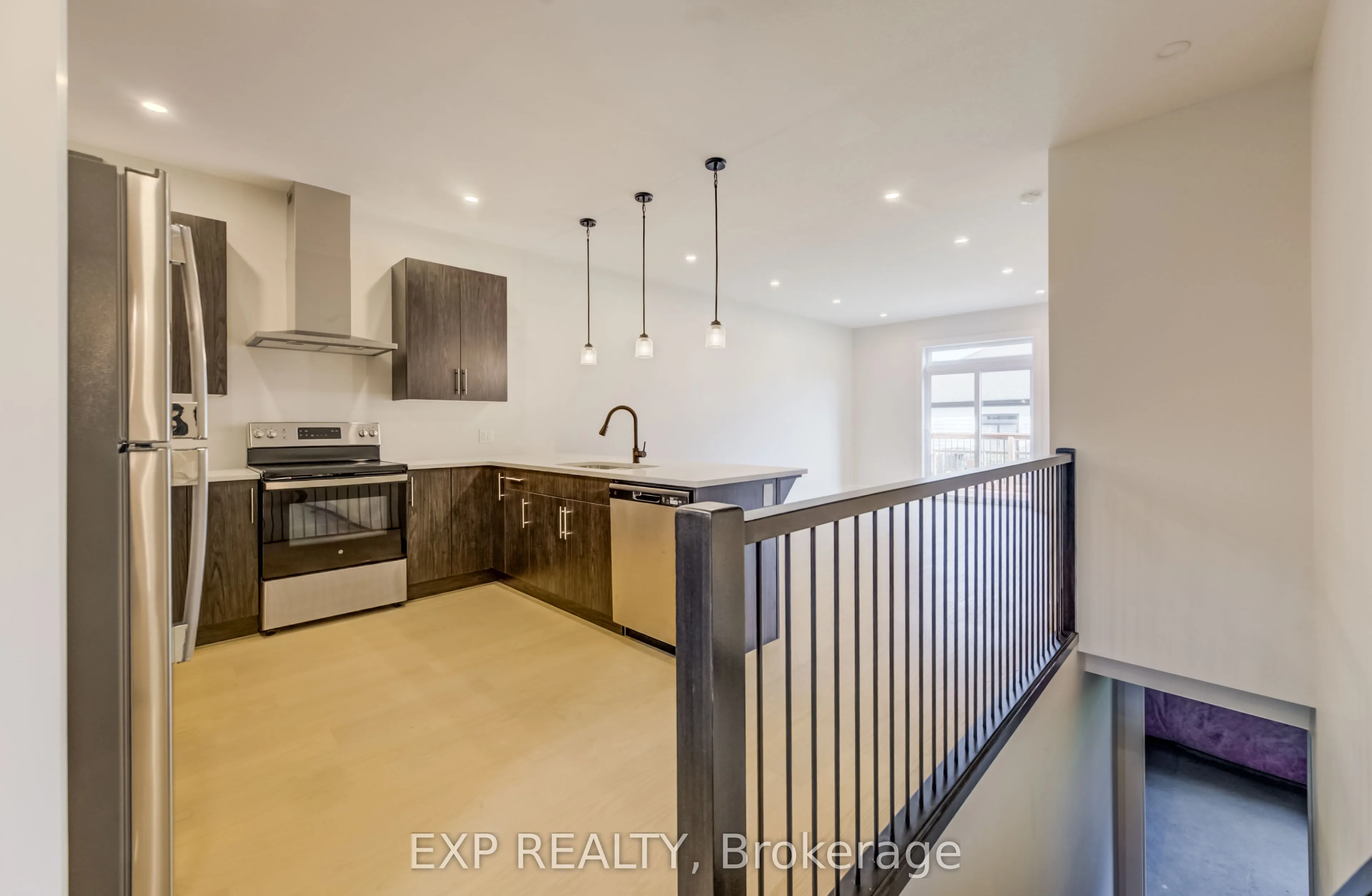 12 Washington Street #202