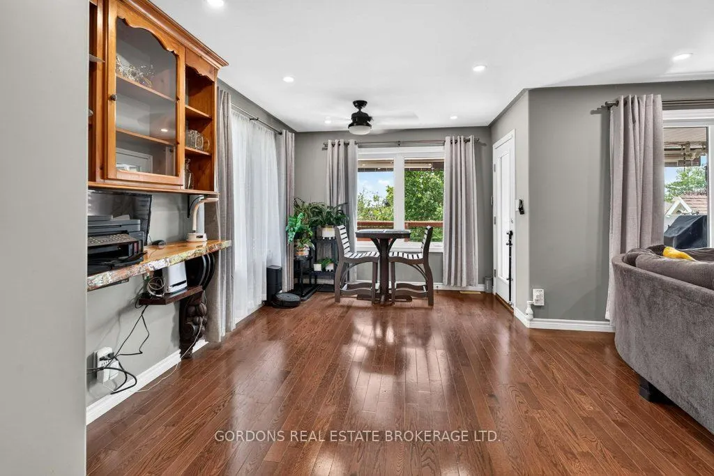 436 Bridge Street W