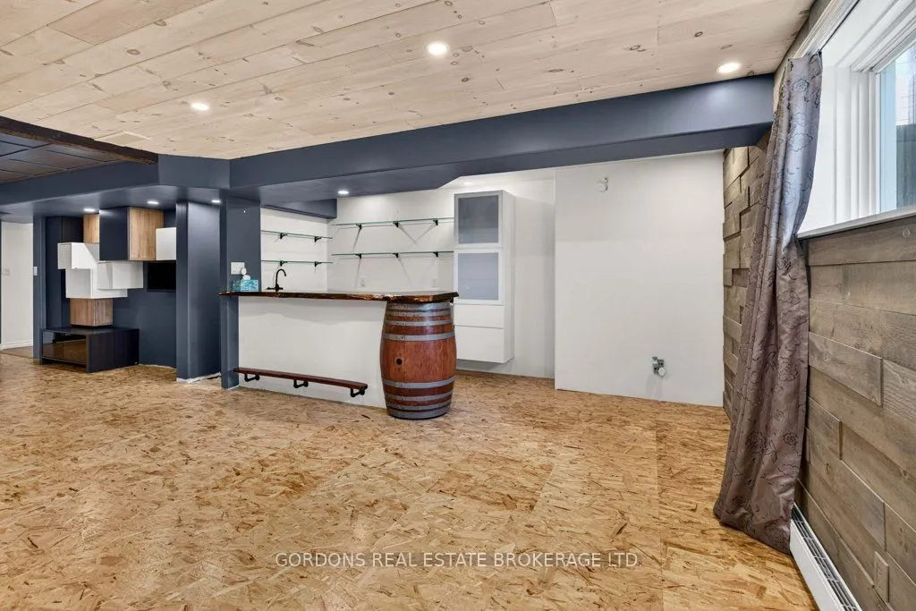 436 Bridge Street W