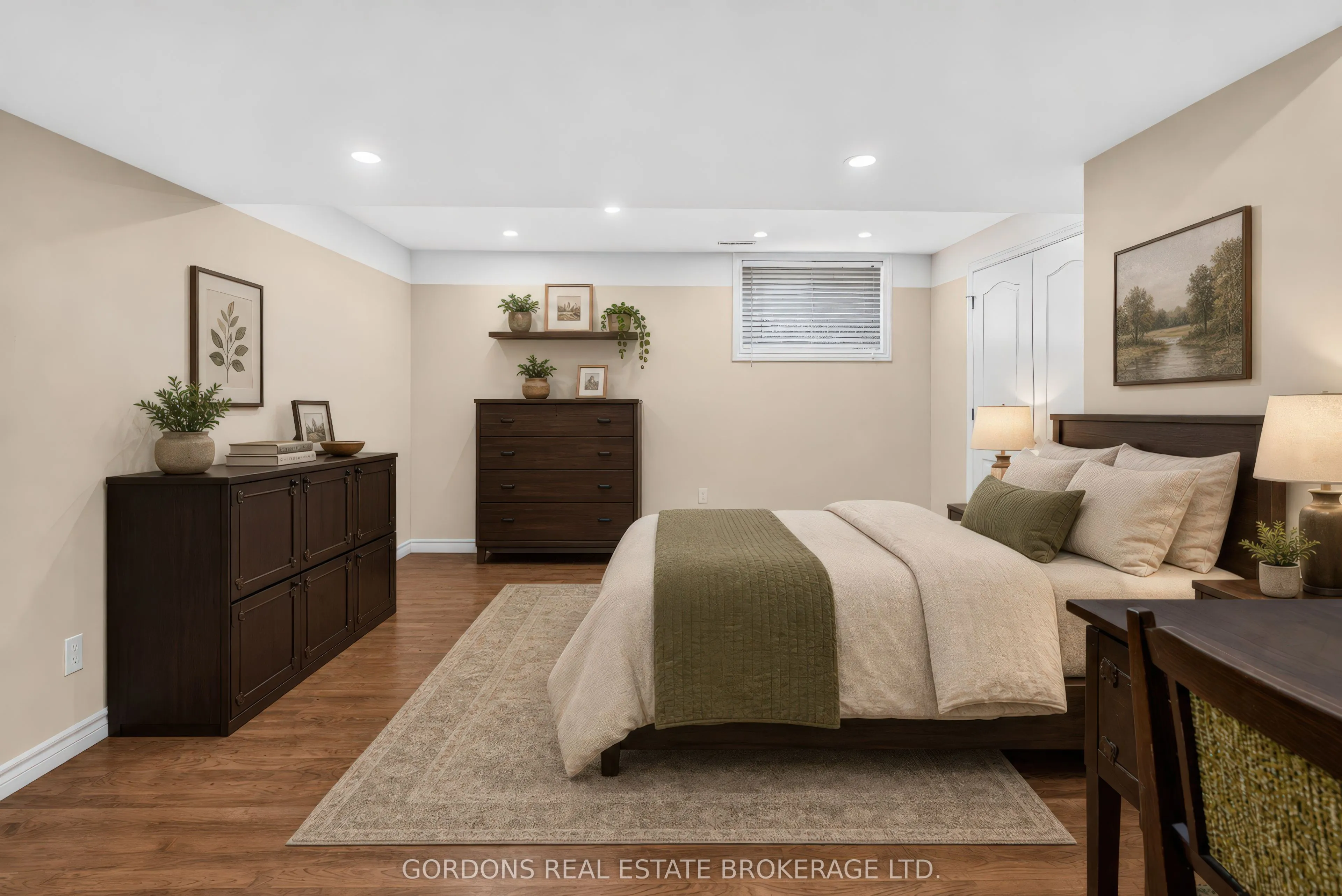 436 Bridge Street W