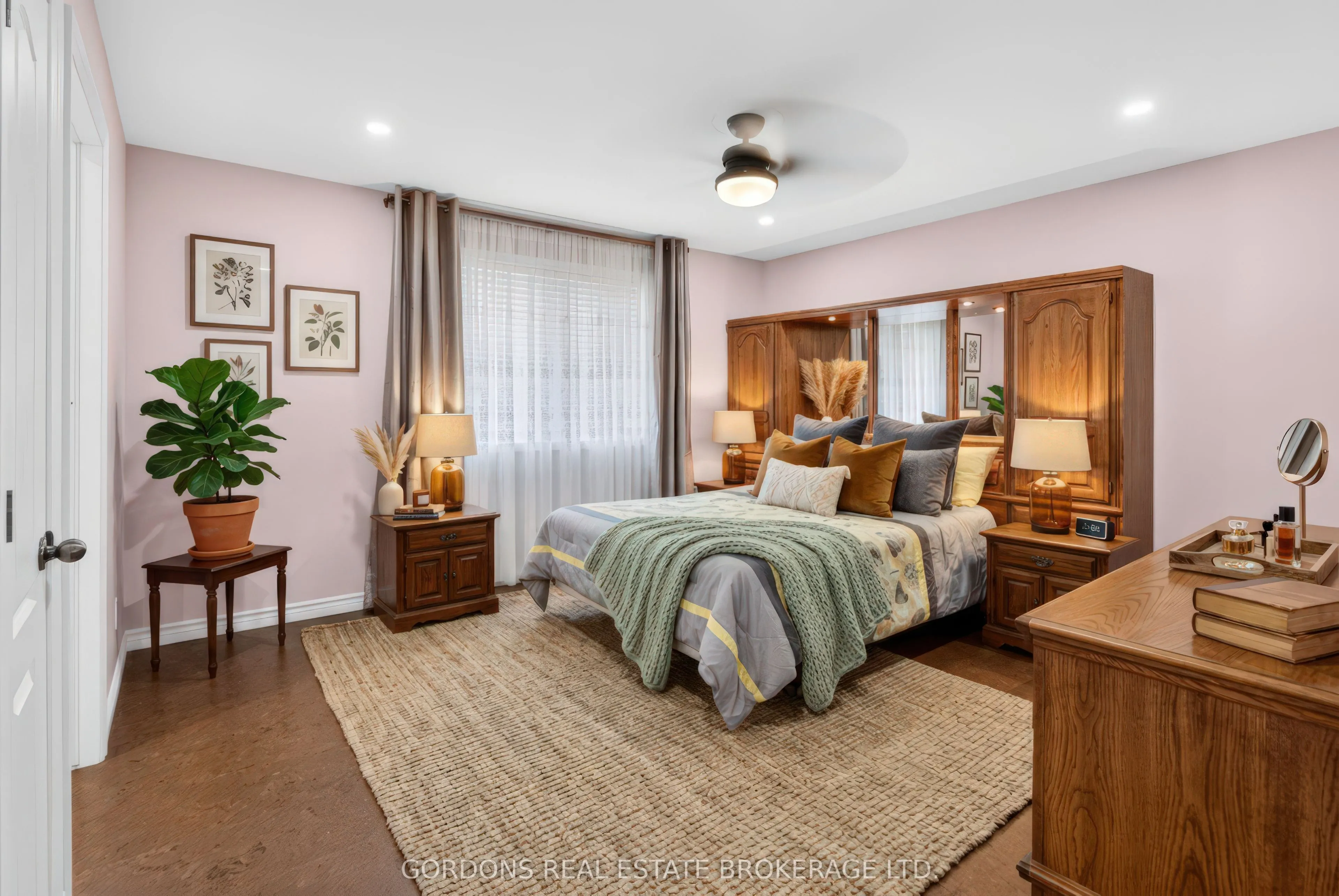 436 Bridge Street W