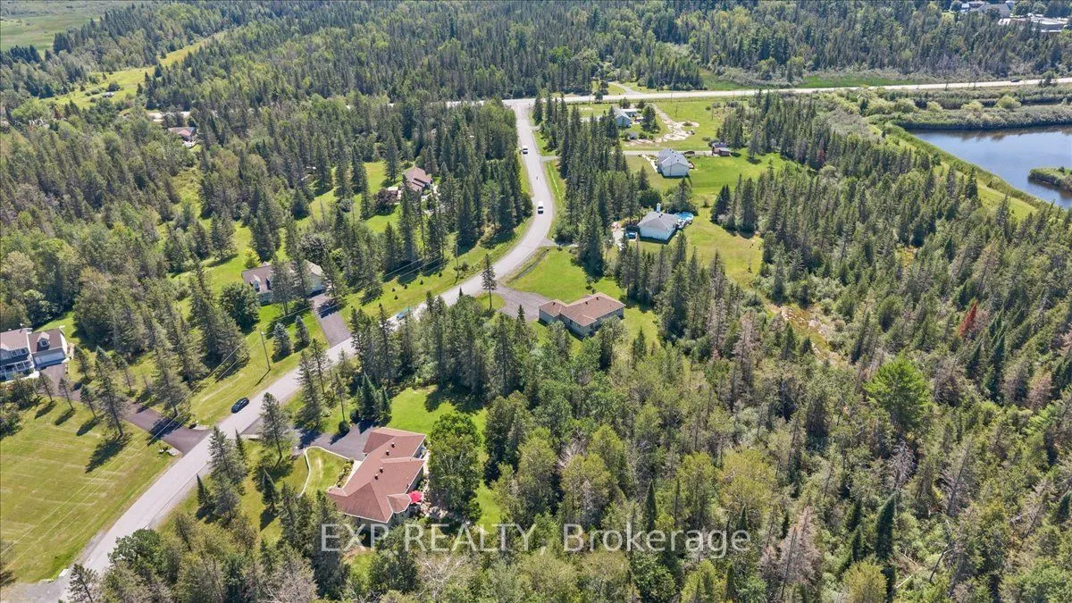 113 Grey Fox Drive