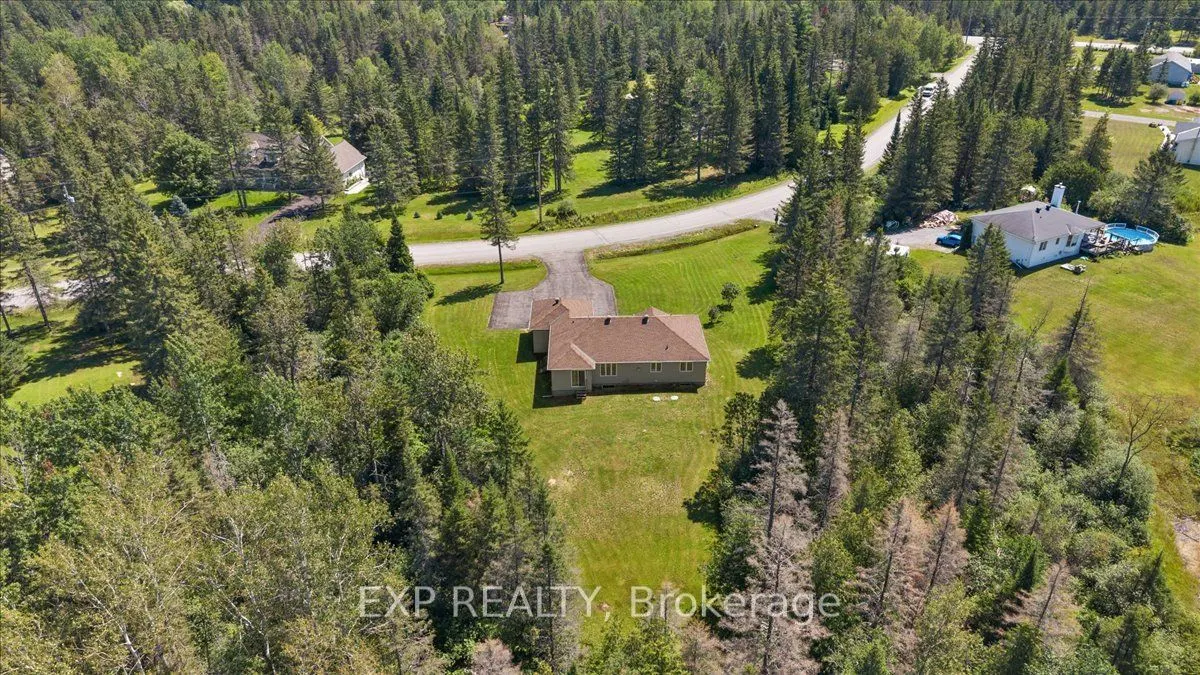 113 Grey Fox Drive