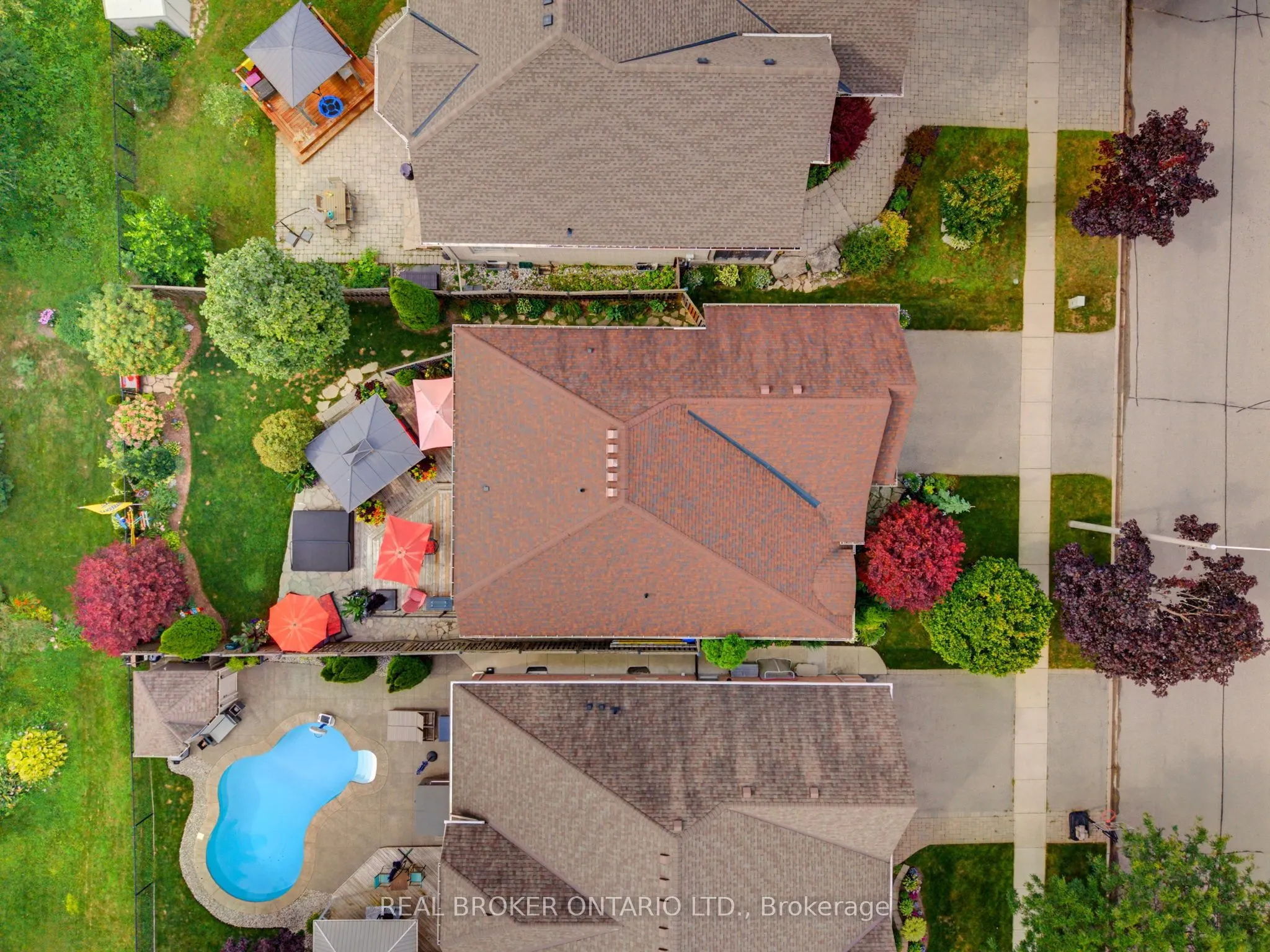 64 Carmichael Crescent