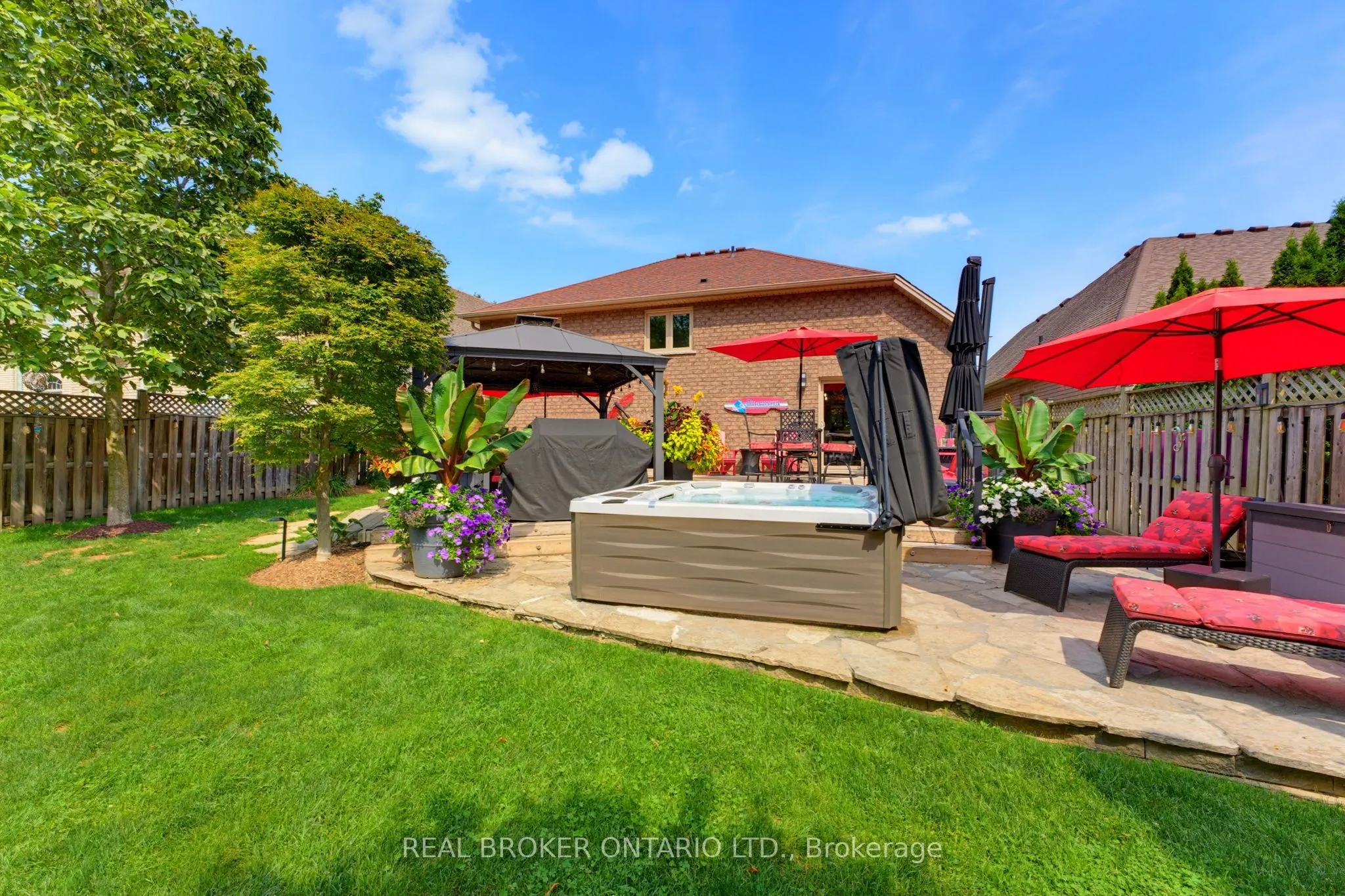 64 Carmichael Crescent