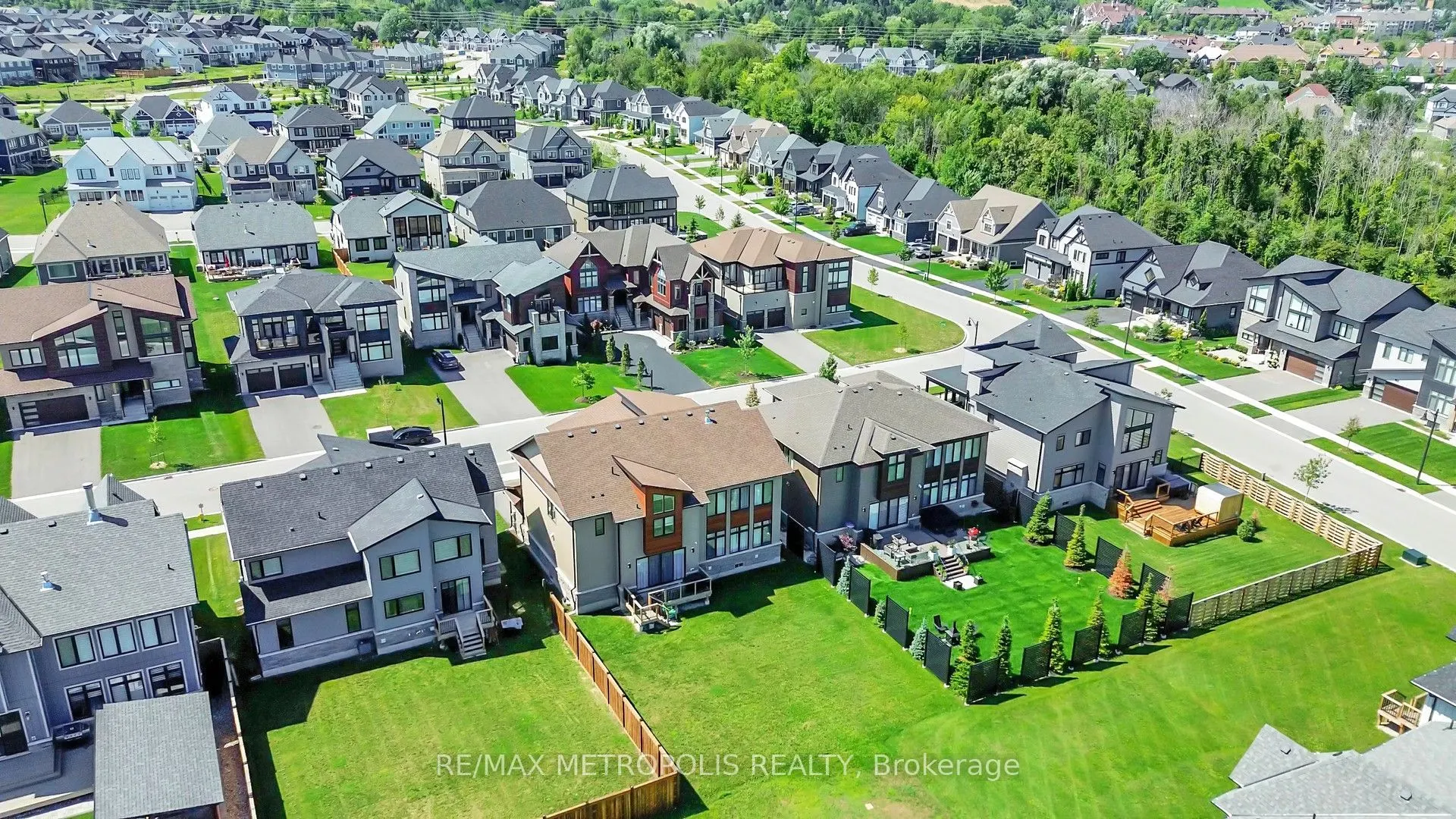 104 Stoneleigh Drive