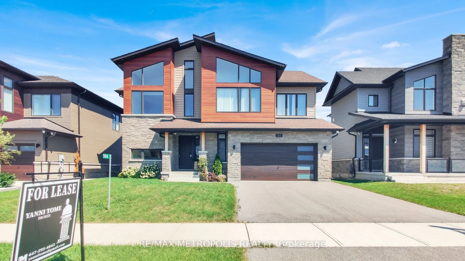 104 Stoneleigh Drive