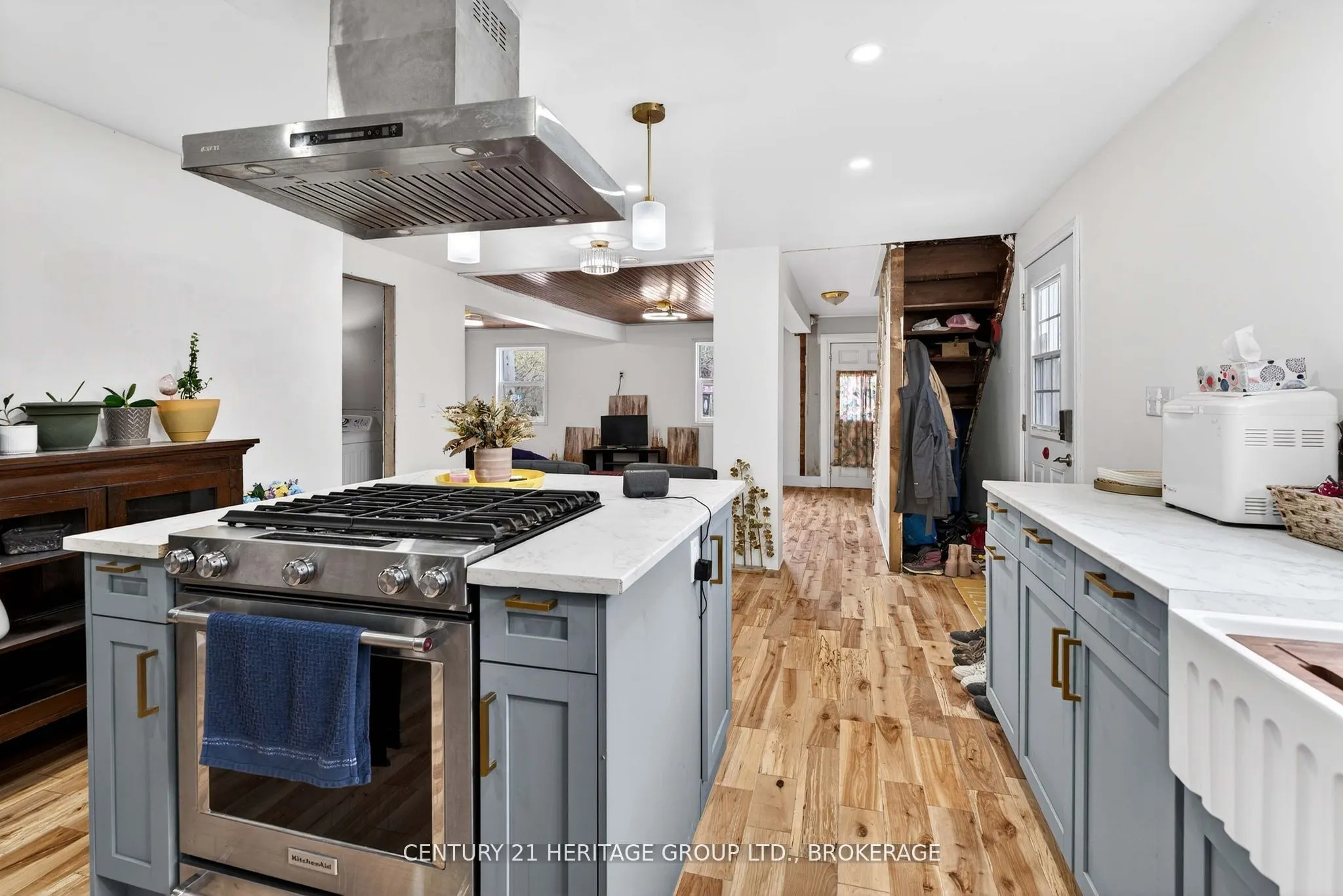 5886 Wilmer Road