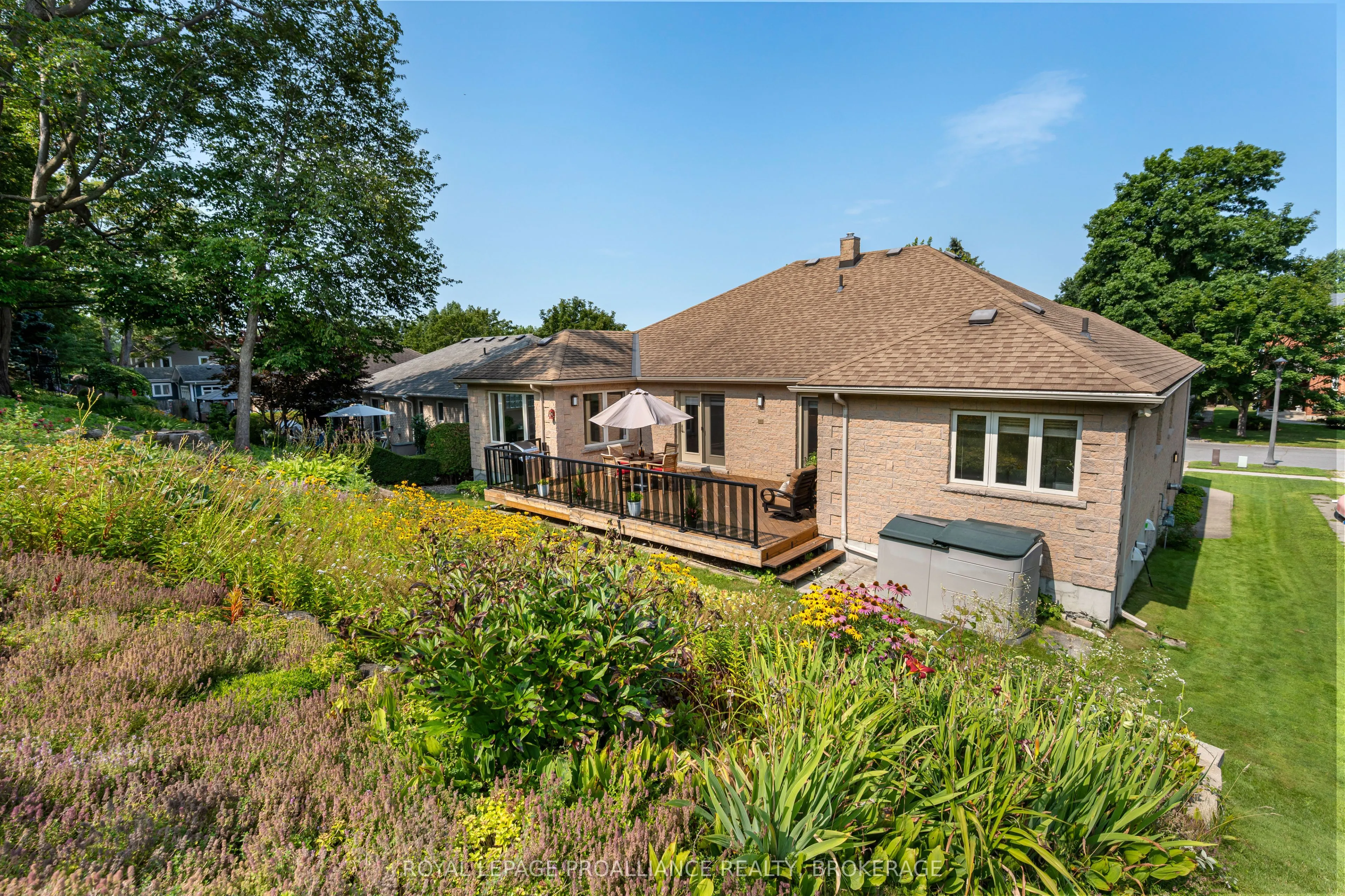 26 Kenwoods Circle