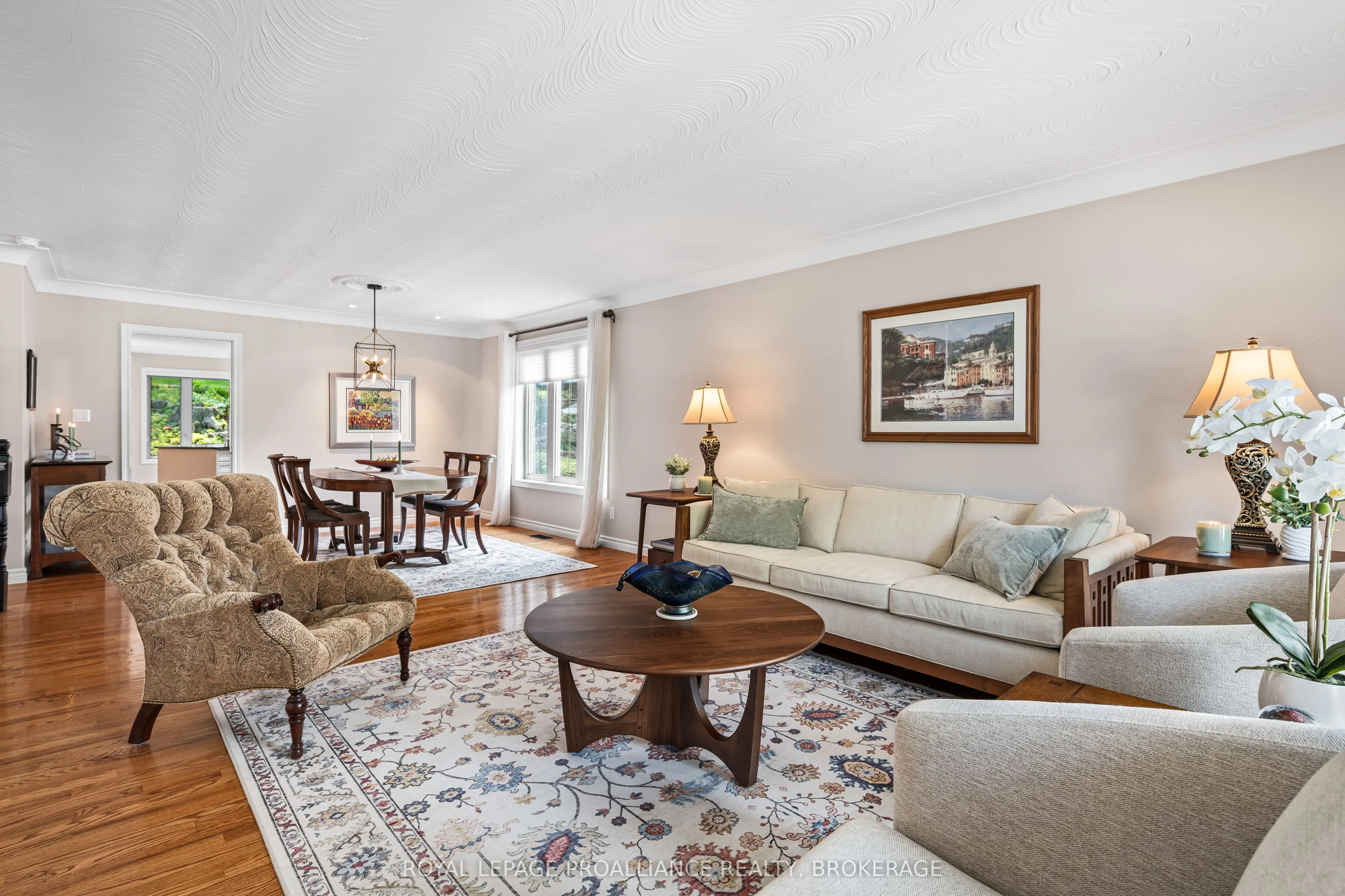 26 Kenwoods Circle