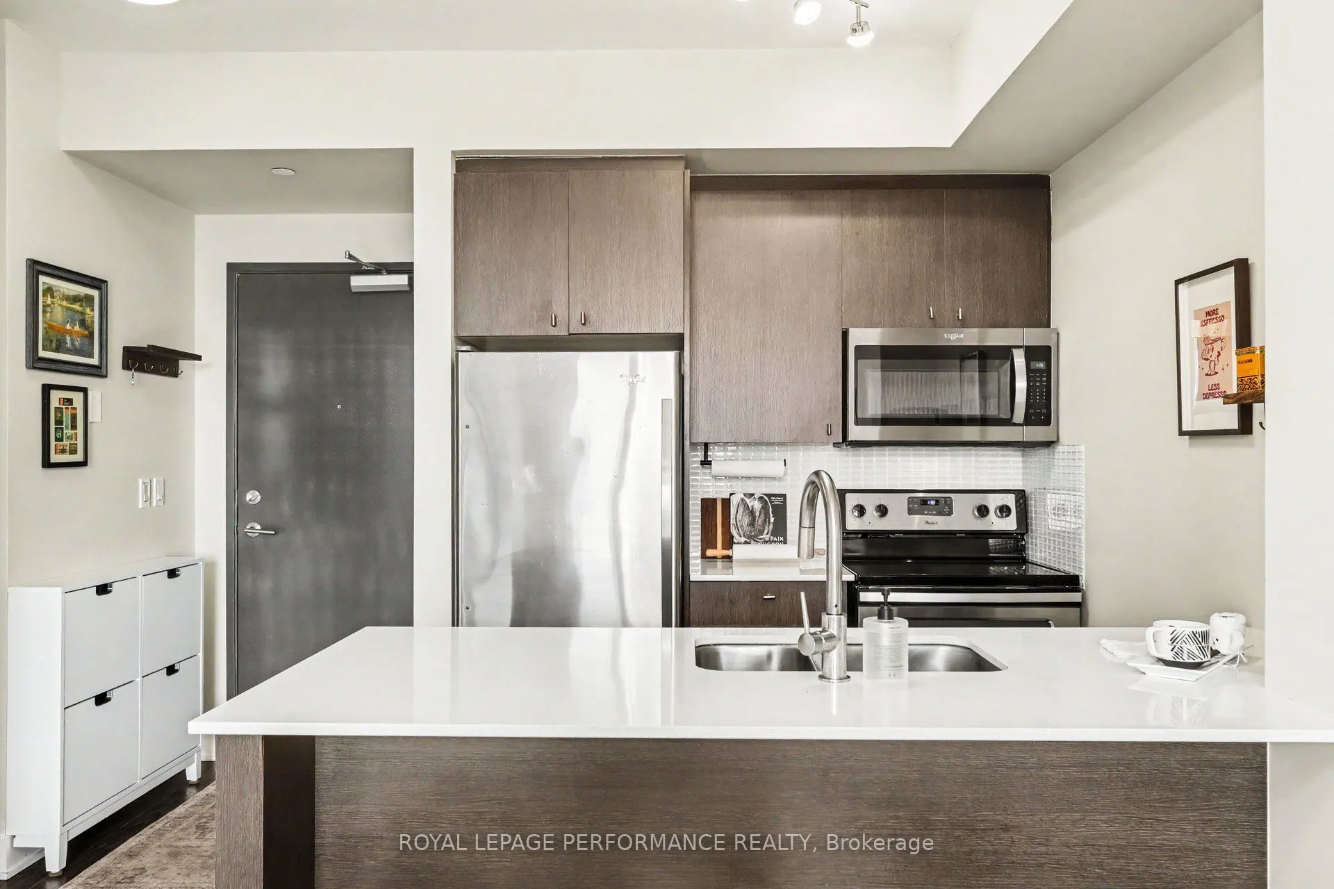 118 Holmwood Avenue #1008