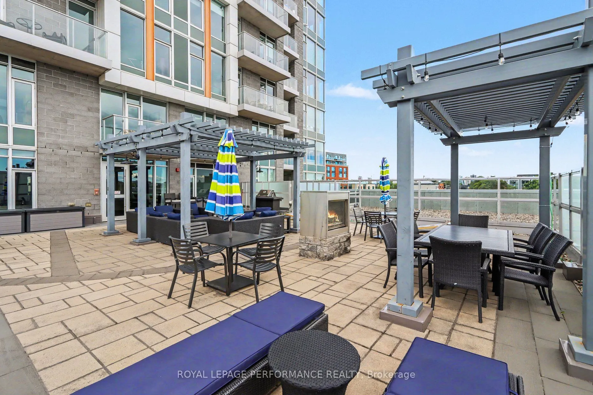 118 Holmwood Avenue #1008