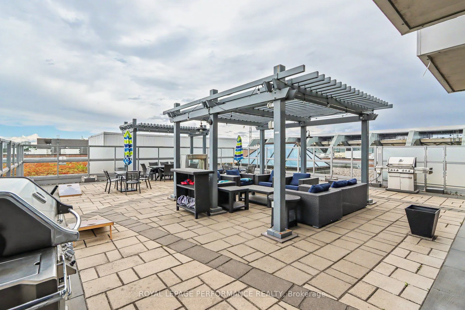 118 Holmwood Avenue #1008
