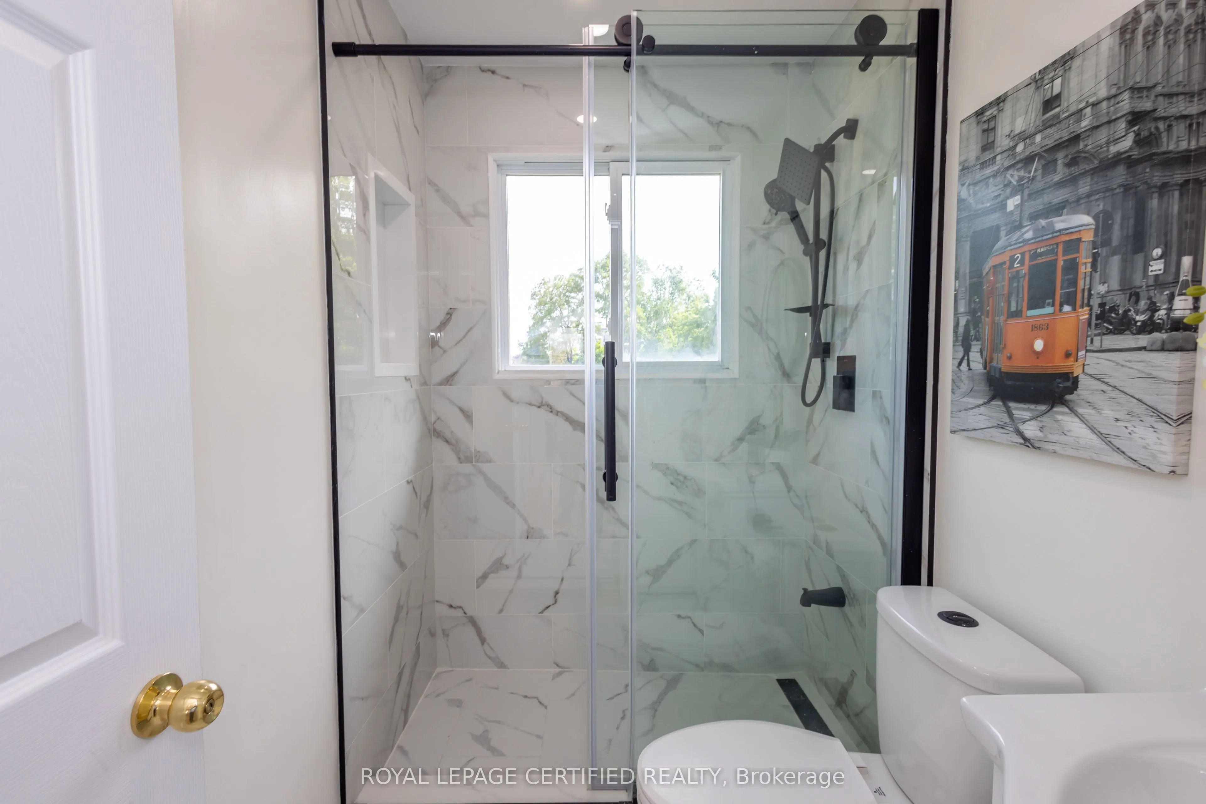 111 Limeridge Road W