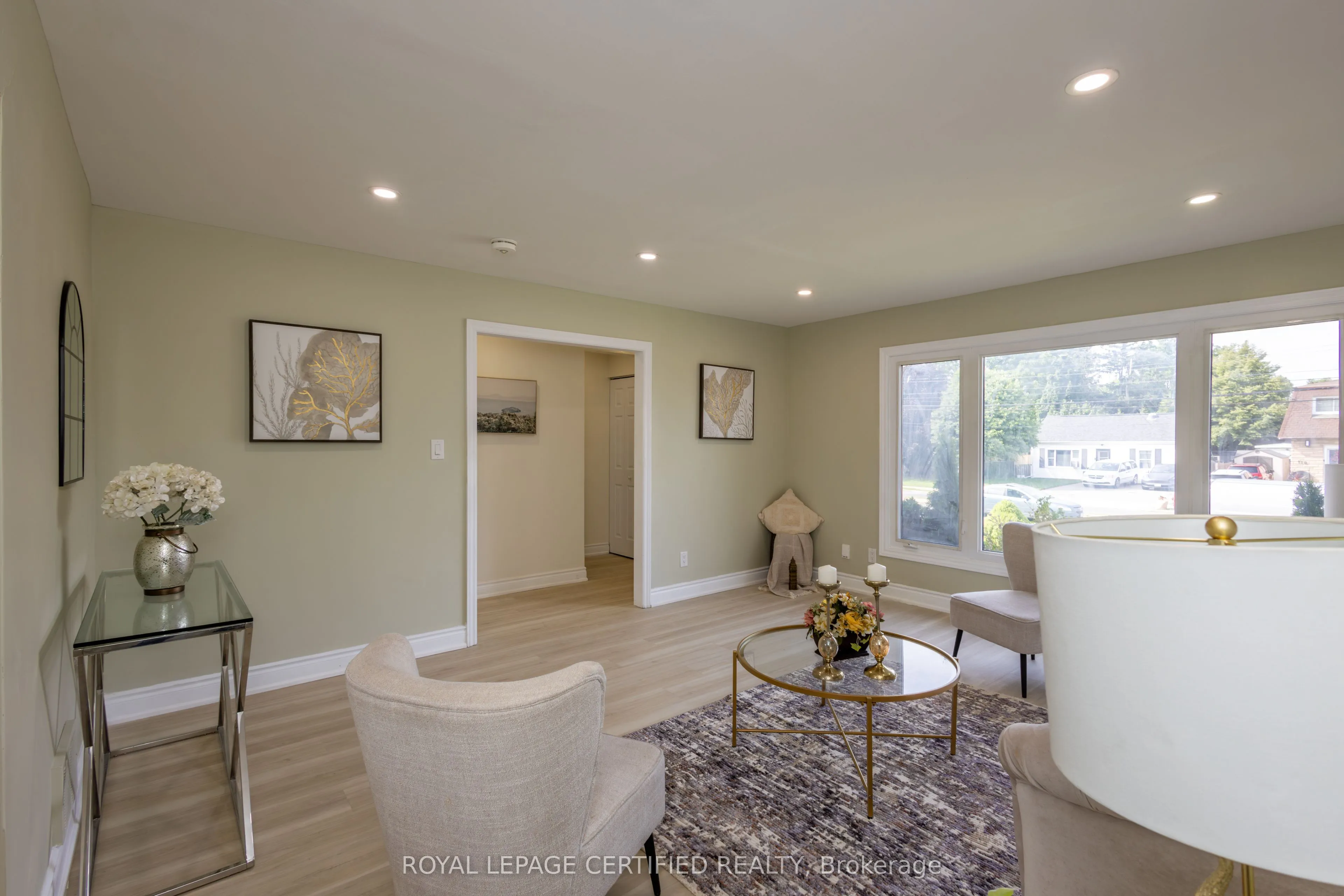 111 Limeridge Road W