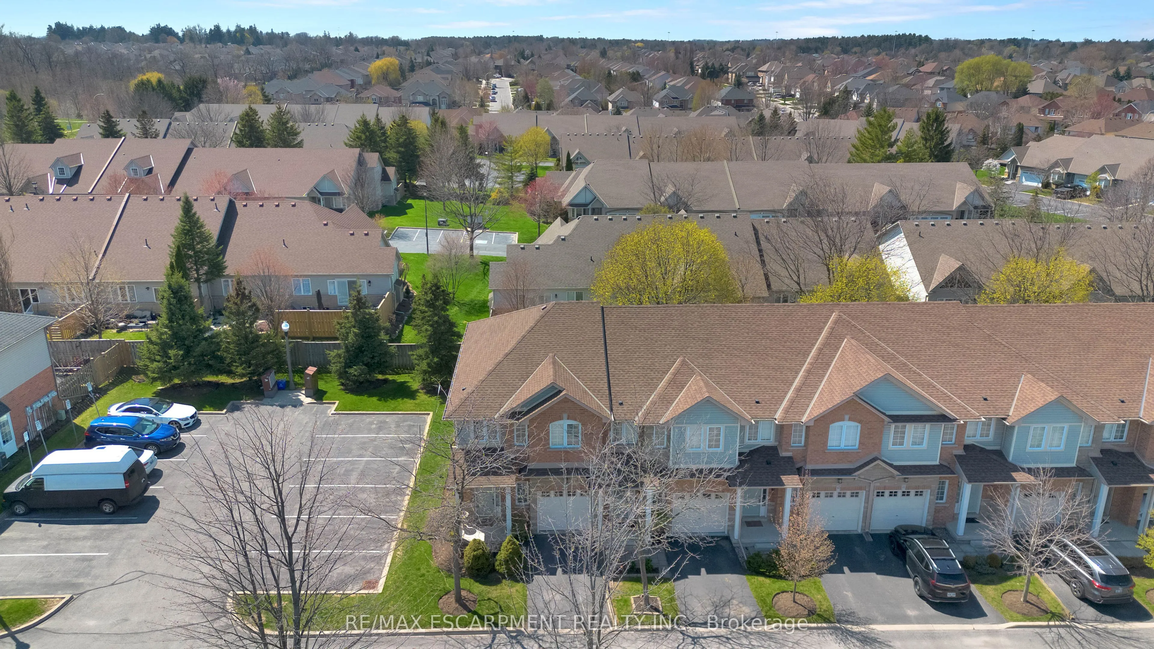 232 Stonehenge Drive #8