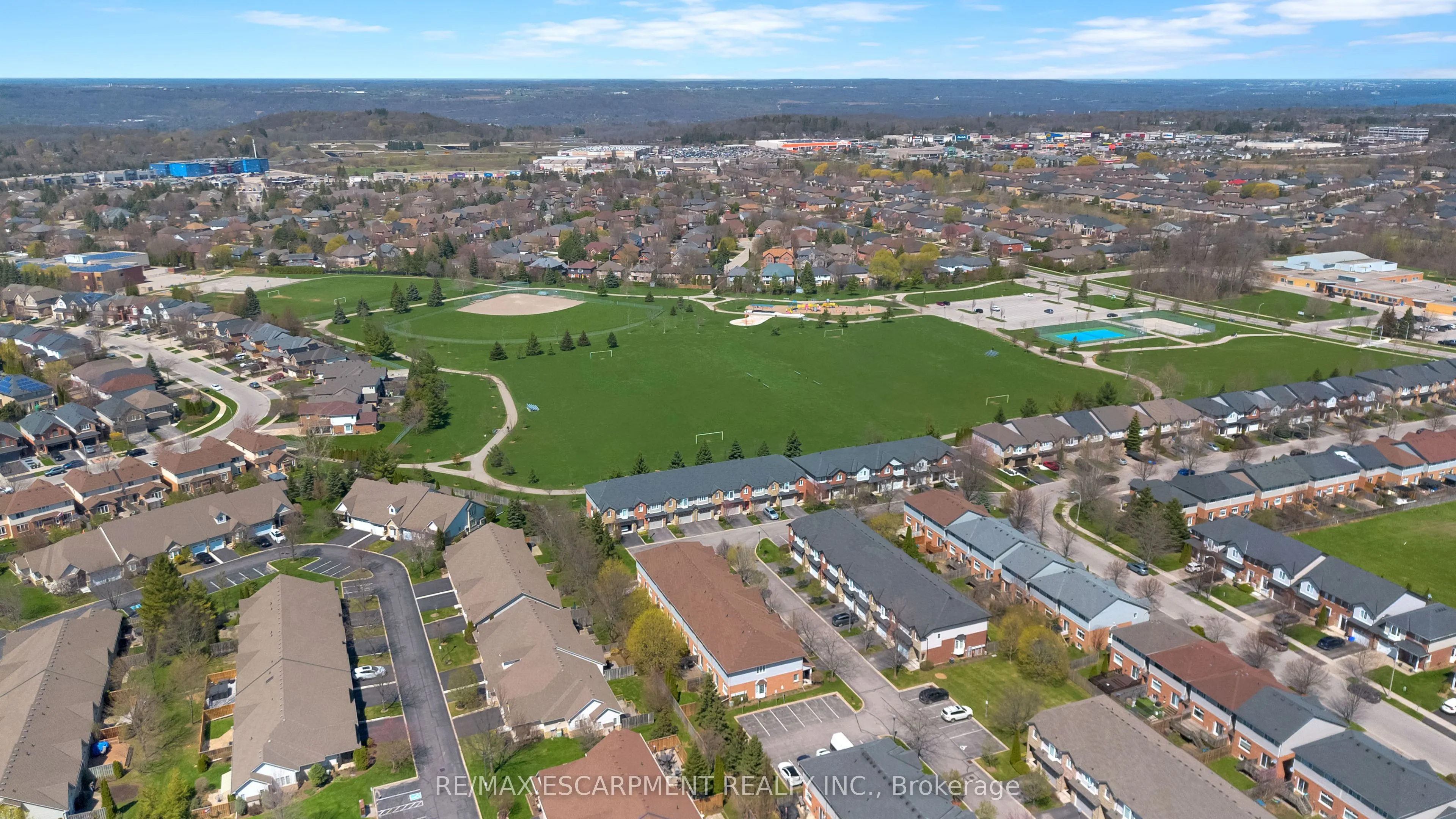 232 Stonehenge Drive #8