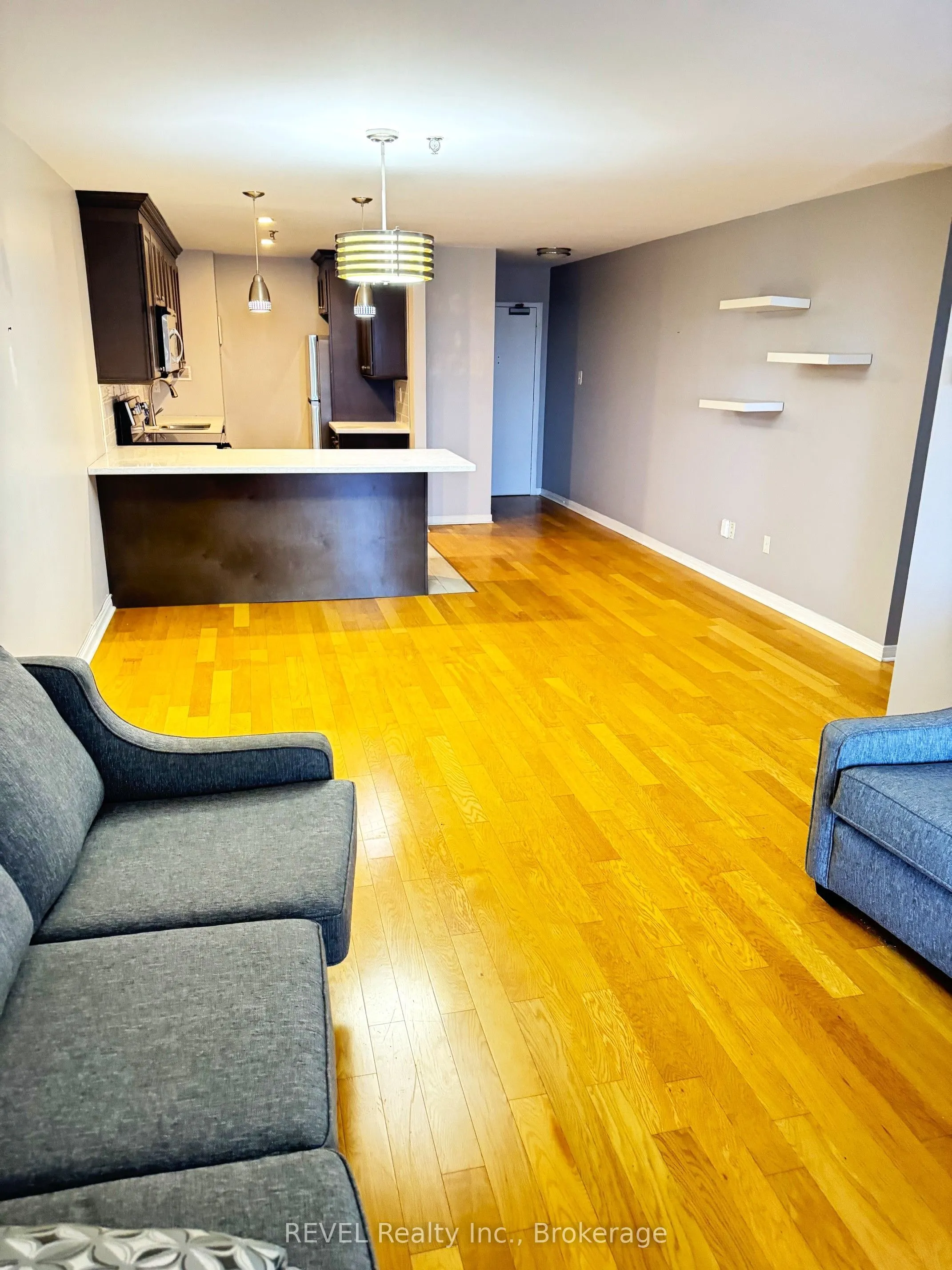 3955 Portage Road #401