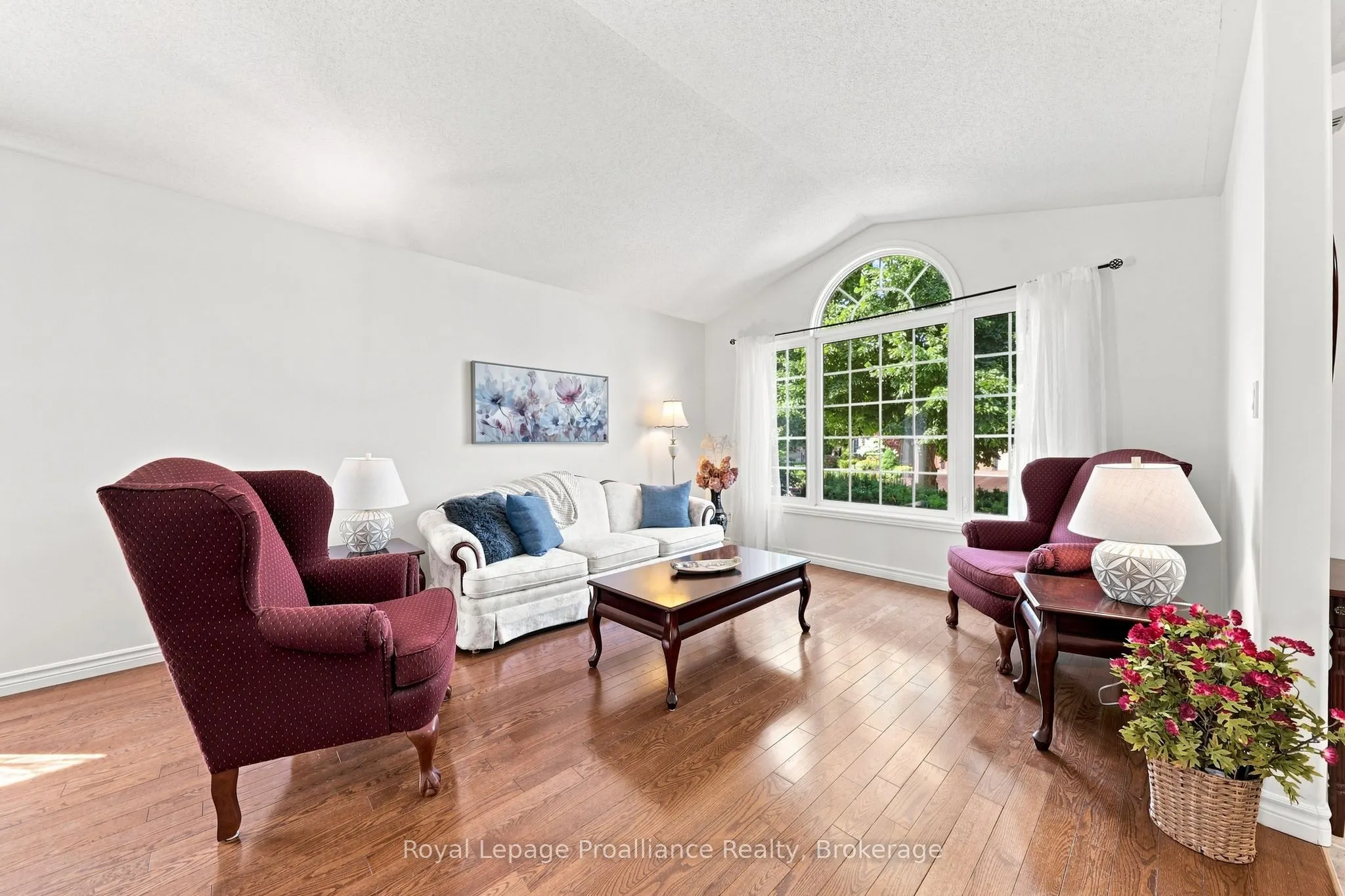 9 Seneca Drive