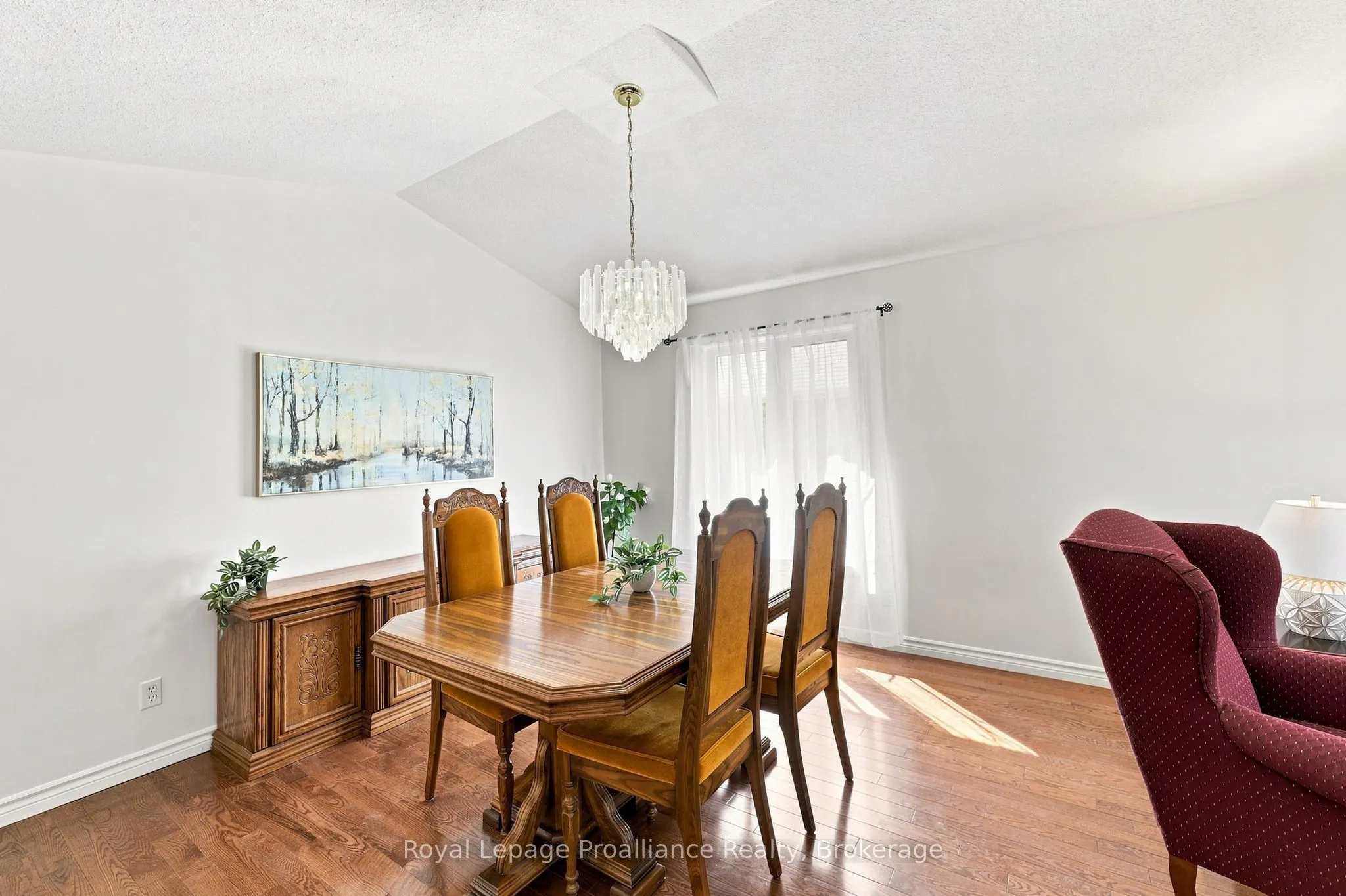 9 Seneca Drive