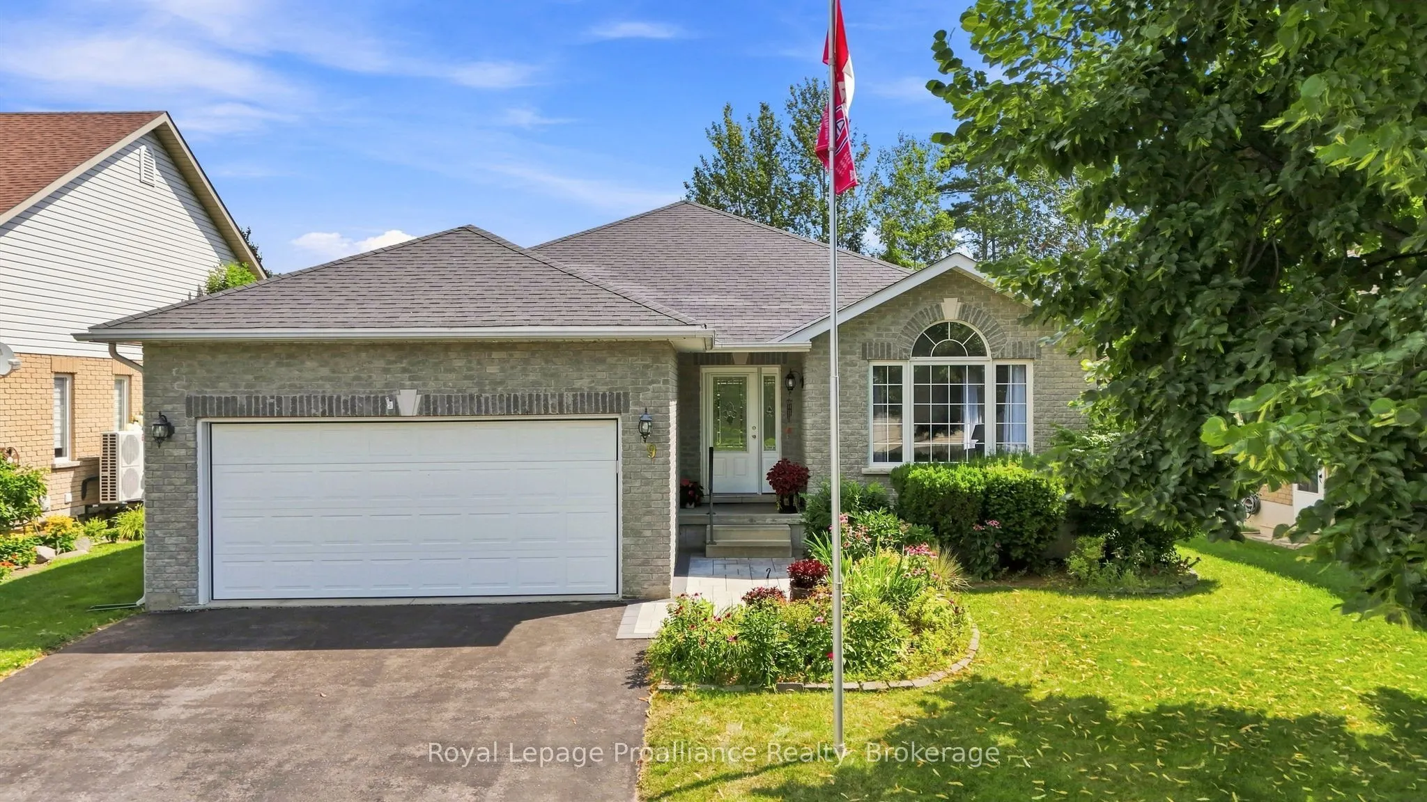 9 Seneca Drive